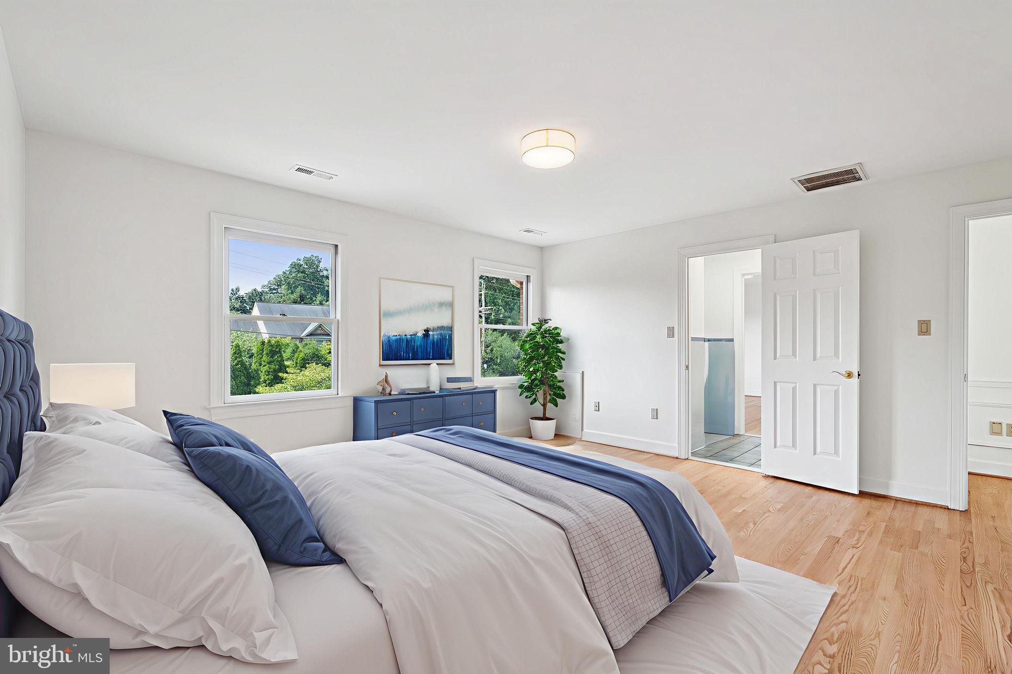 PINE KNOLLS - Residential