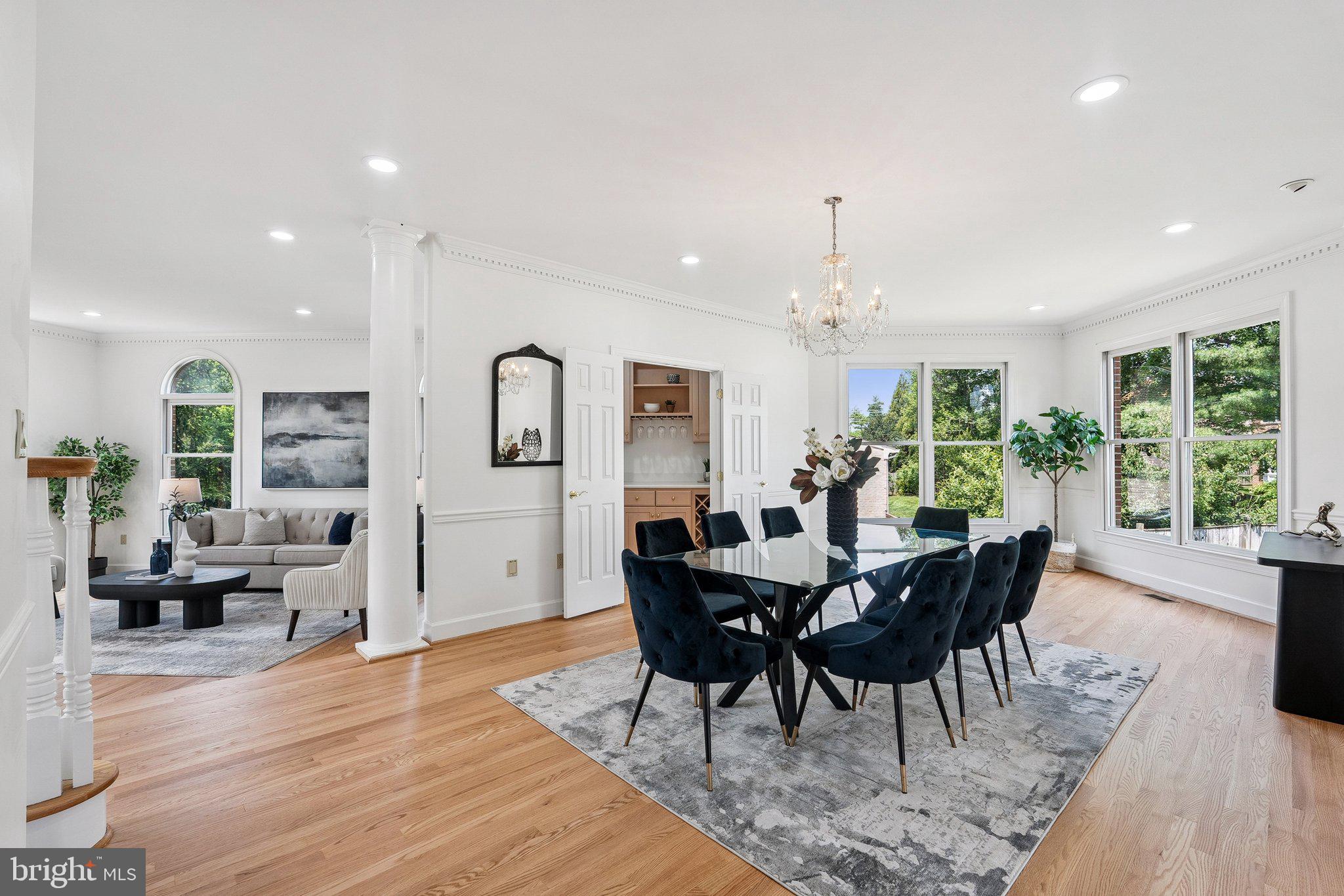 PINE KNOLLS - Residential