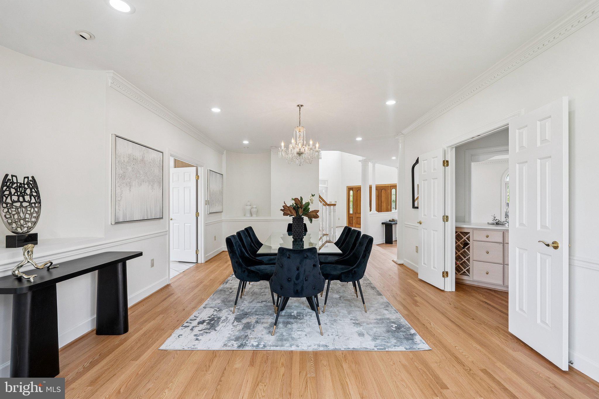 PINE KNOLLS - Residential