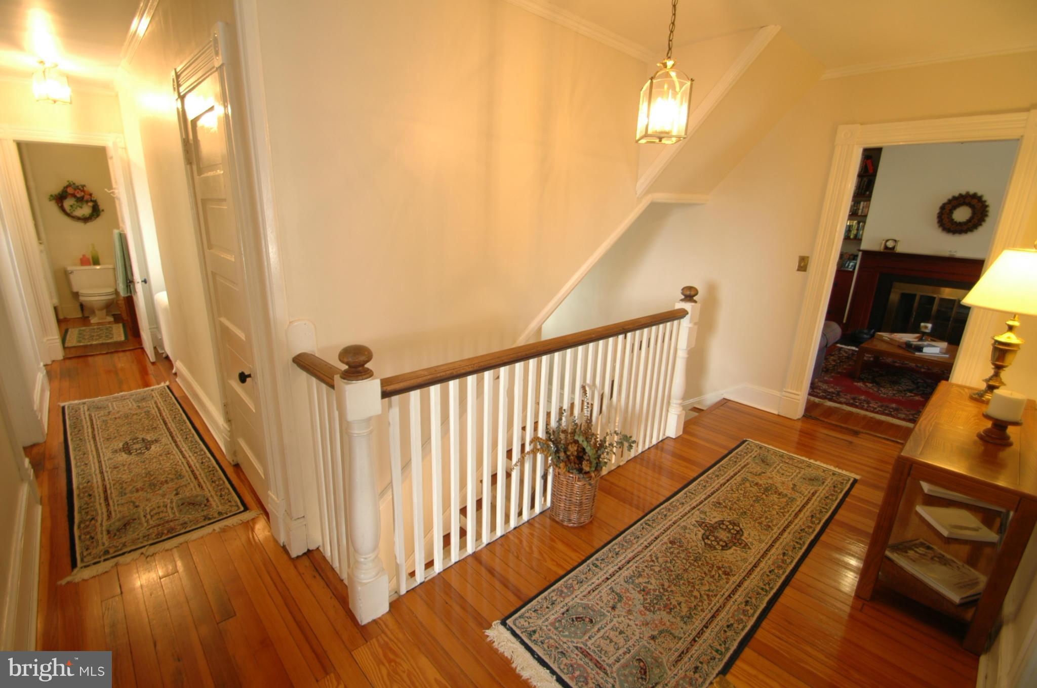 MURRAY HILL - Residential