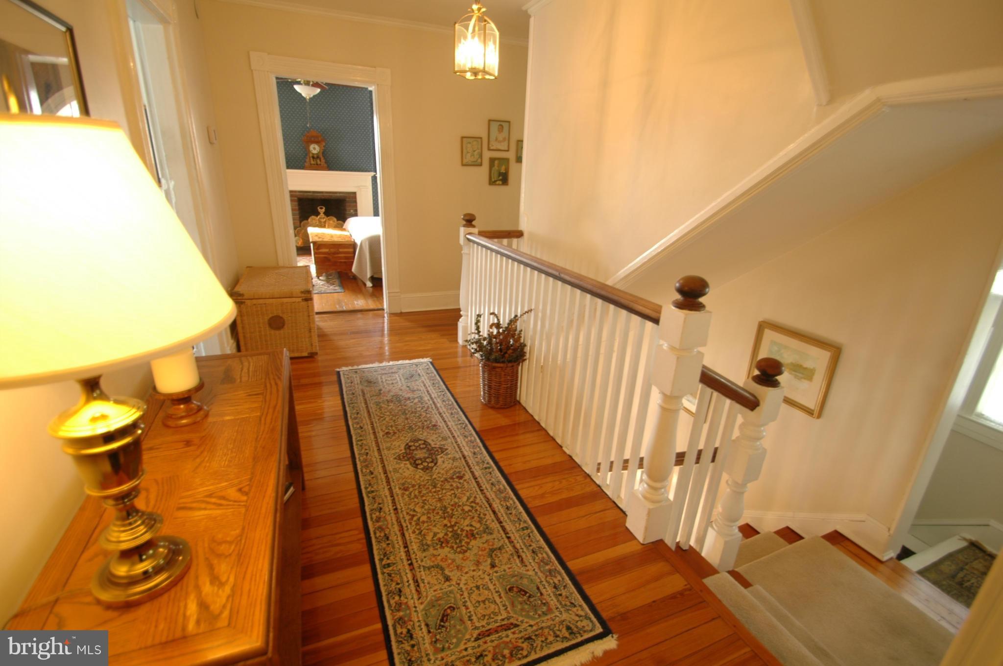 MURRAY HILL - Residential