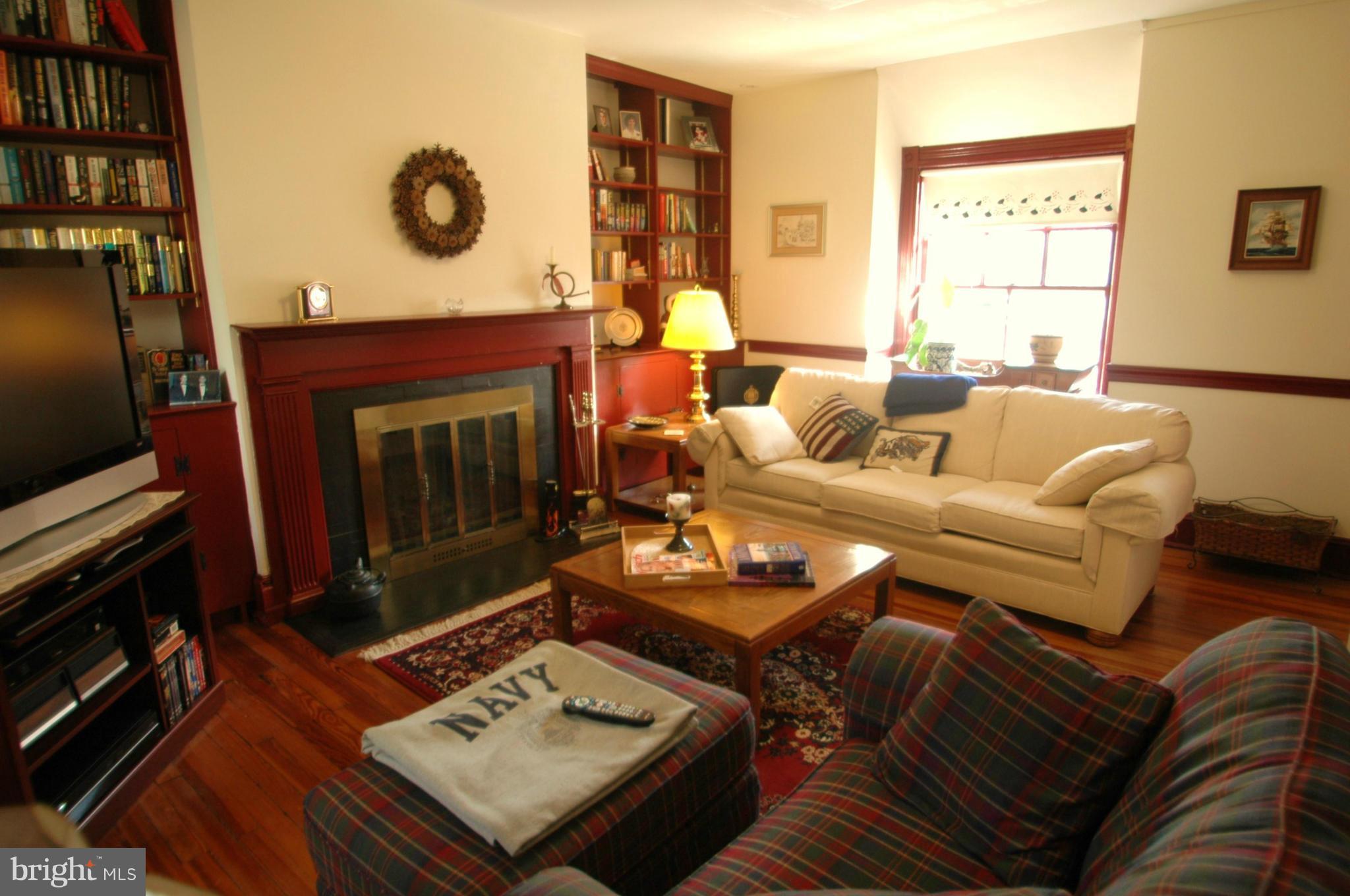 MURRAY HILL - Residential