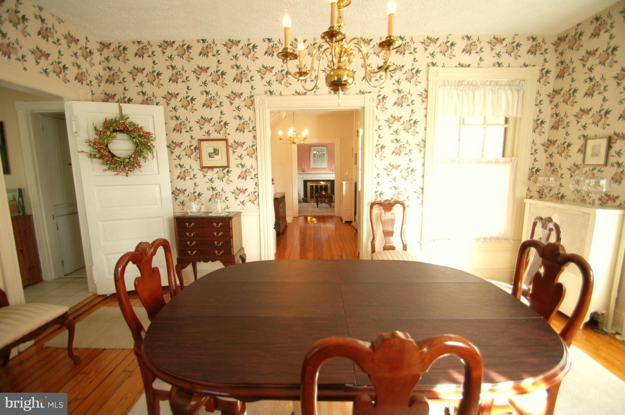 MURRAY HILL - Residential