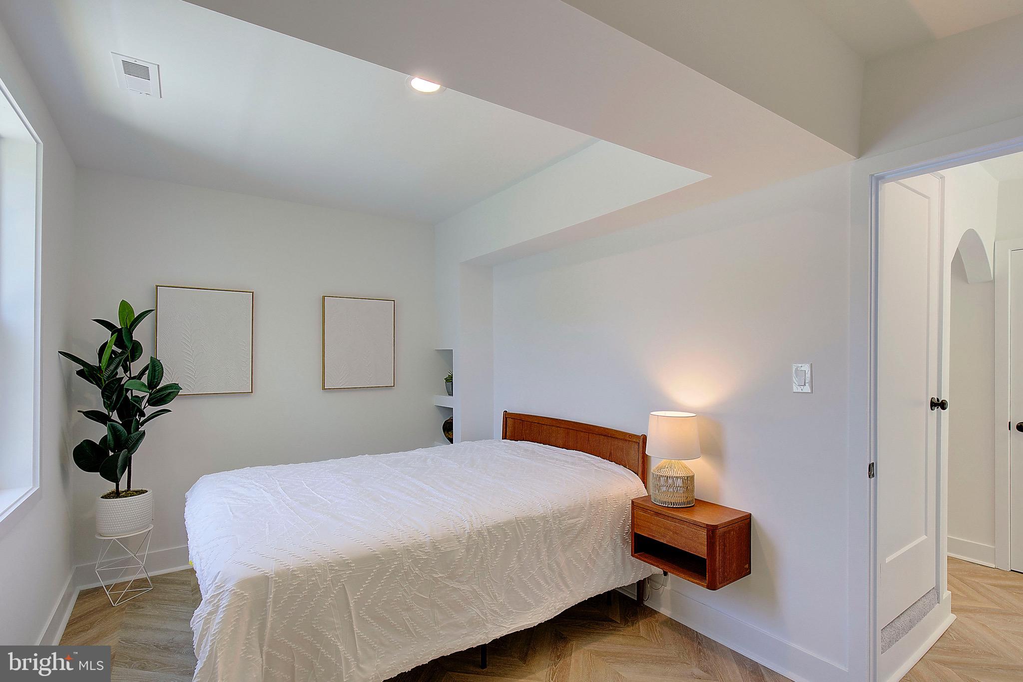 NORTH CHESAPEAKE BEACH - Residential