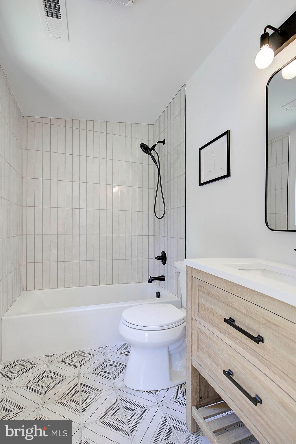 NORTH CHESAPEAKE BEACH - Residential