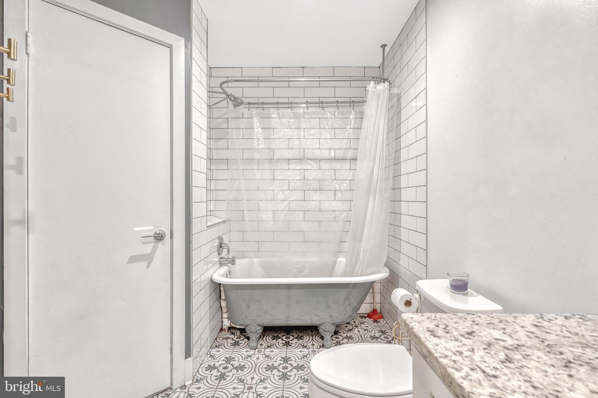 VILLARIDGE - Residential Lease