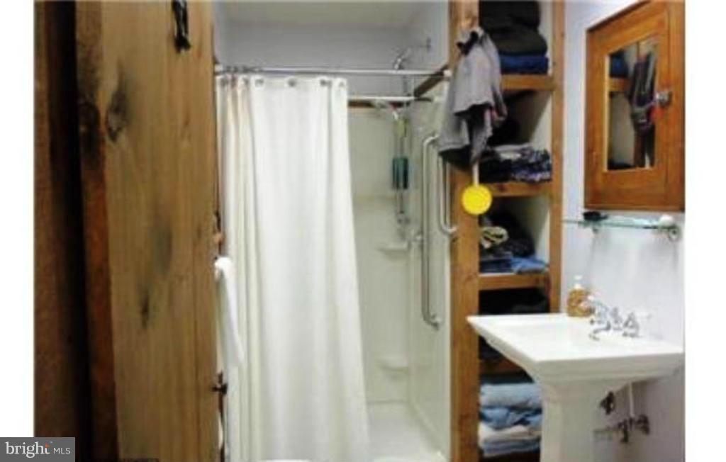 RITTERS HIDDEN VALLEY - Residential