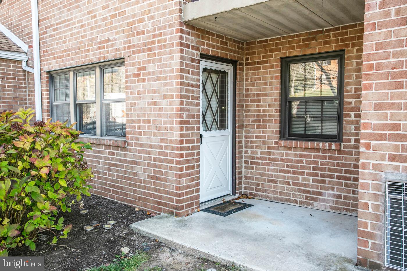 WESTOVER HARBOR - Residential Lease