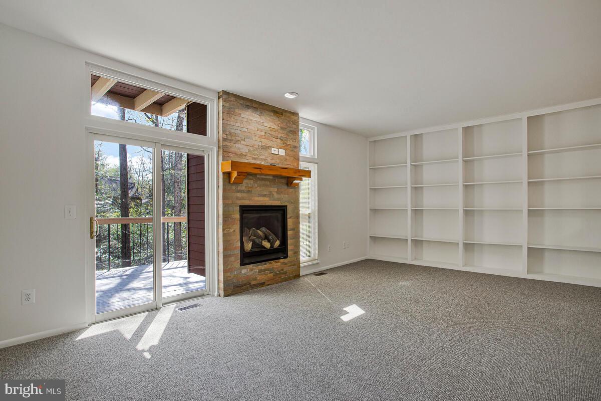WOODS LANDING - Residential