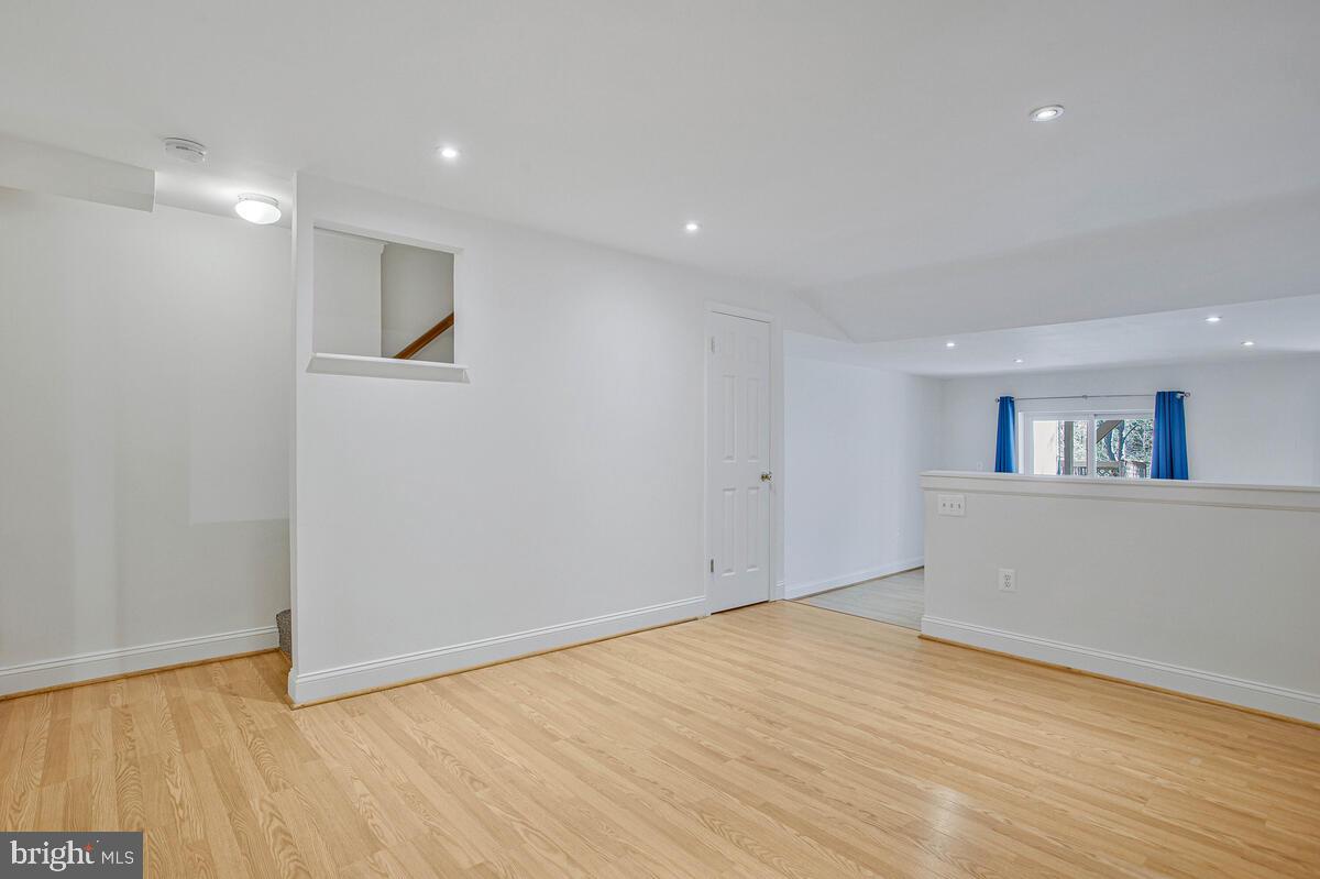 WOODS LANDING - Residential