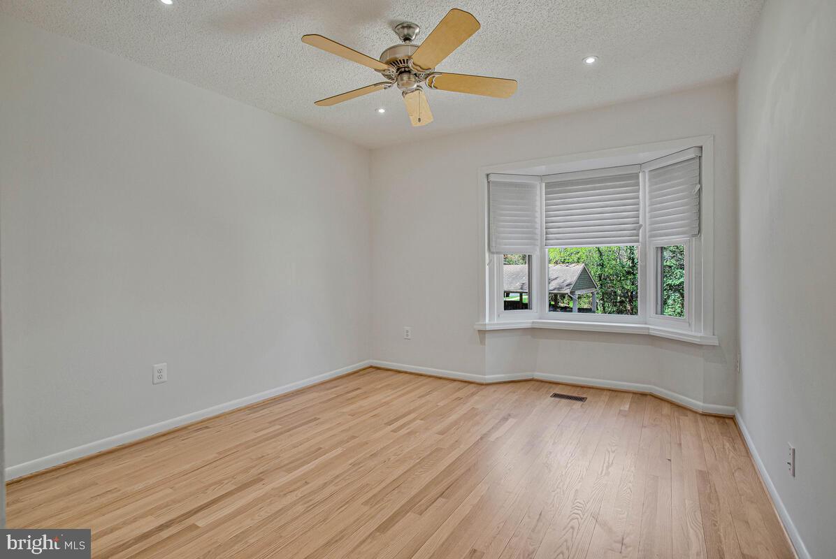 WOODS LANDING - Residential