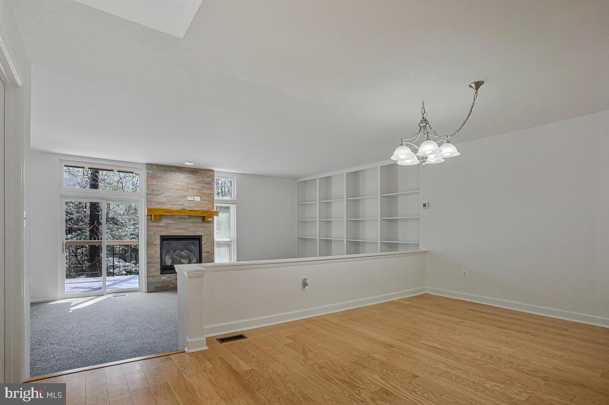 WOODS LANDING - Residential