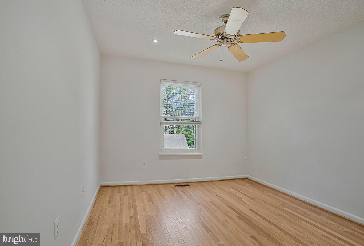 WOODS LANDING - Residential