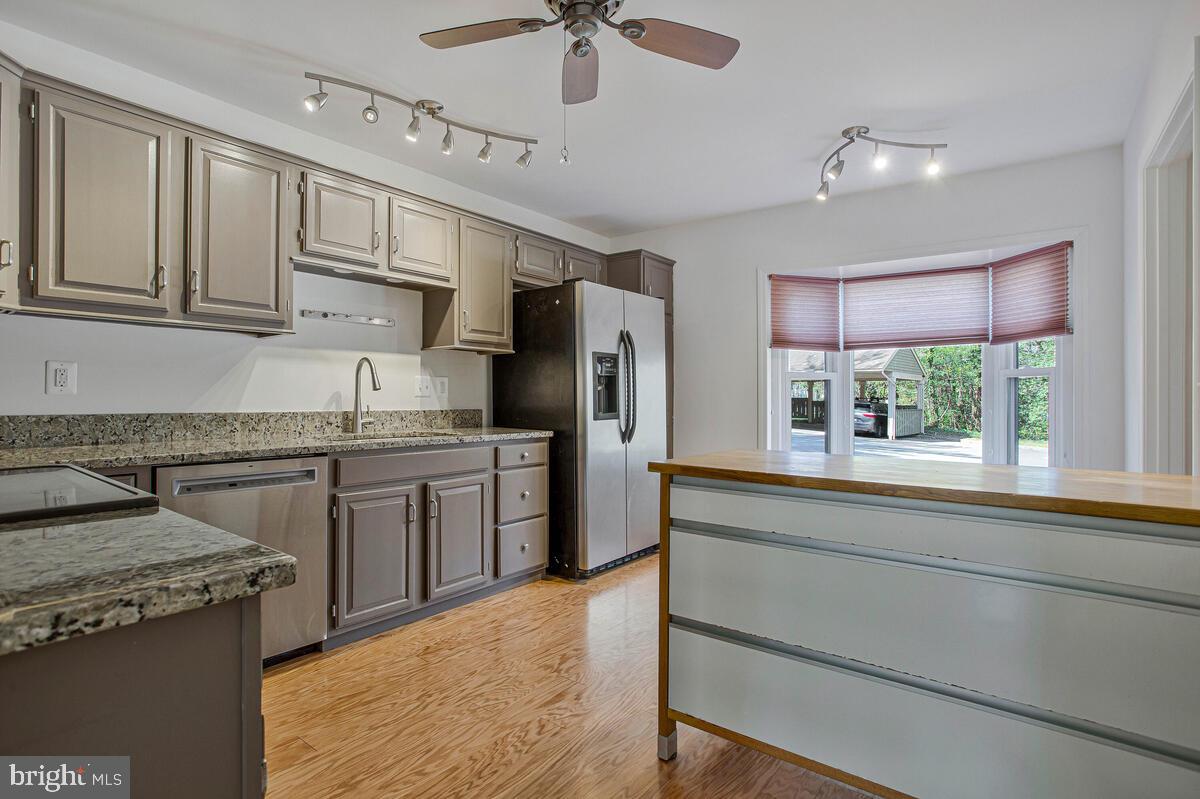 WOODS LANDING - Residential