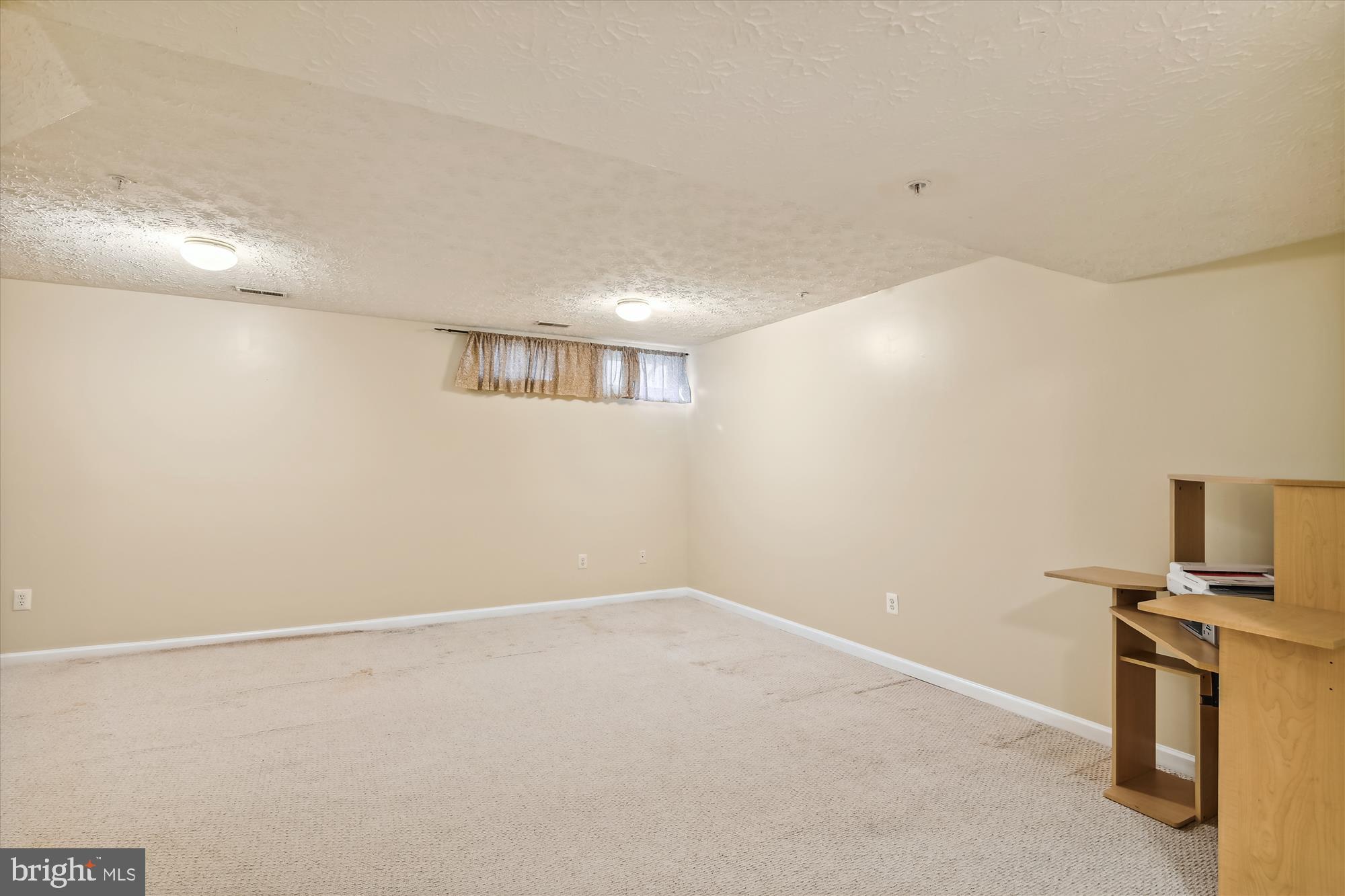 FOX CHASE - Residential