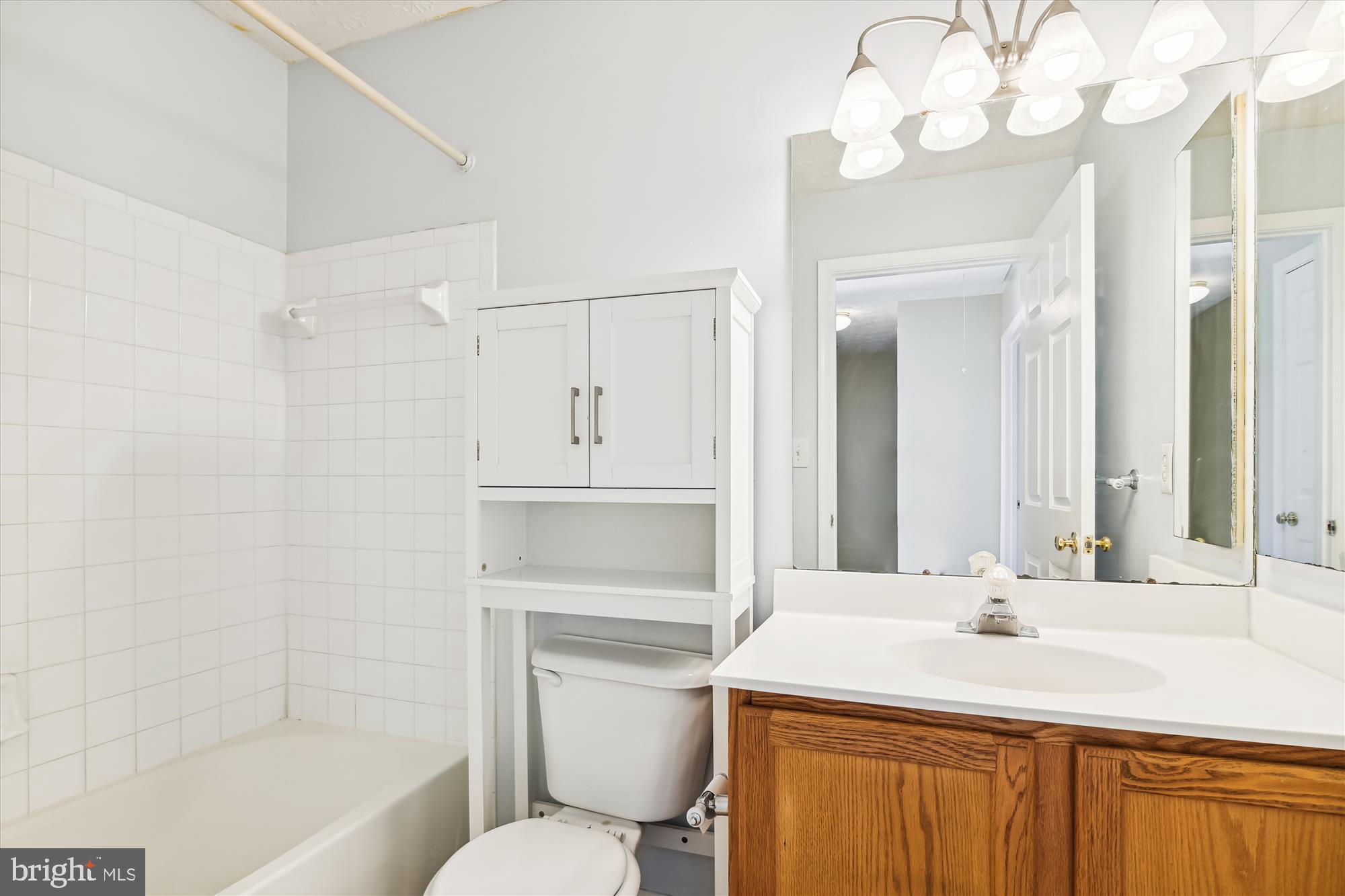 FOX CHASE - Residential