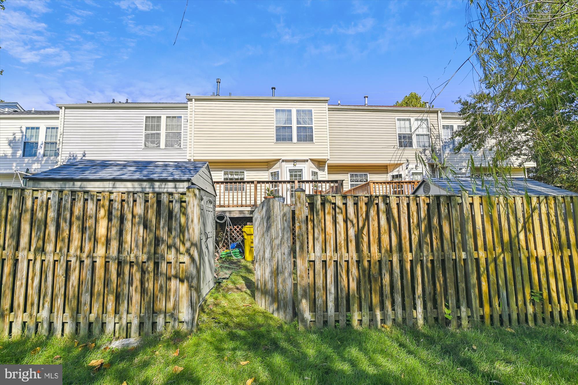 FOX CHASE - Residential