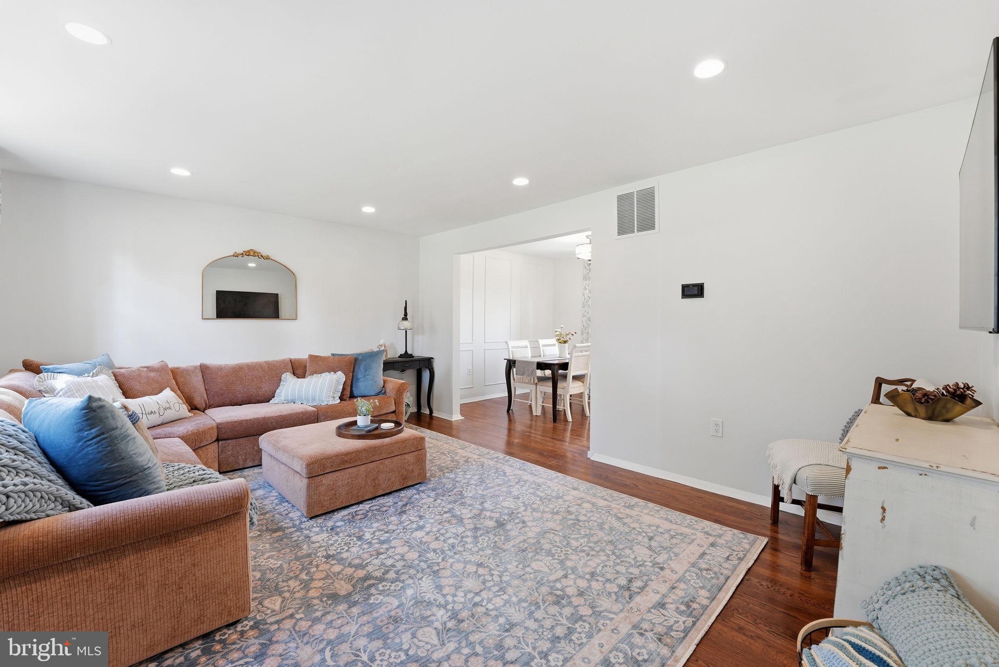 PARKSIDE ESTATES - Residential