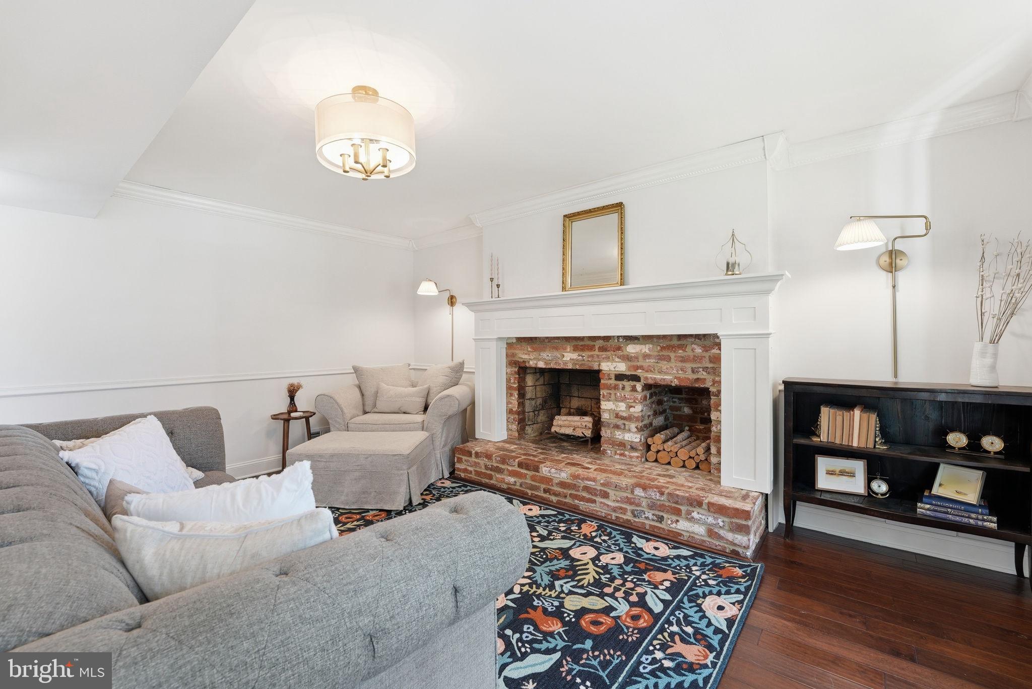 PARKSIDE ESTATES - Residential