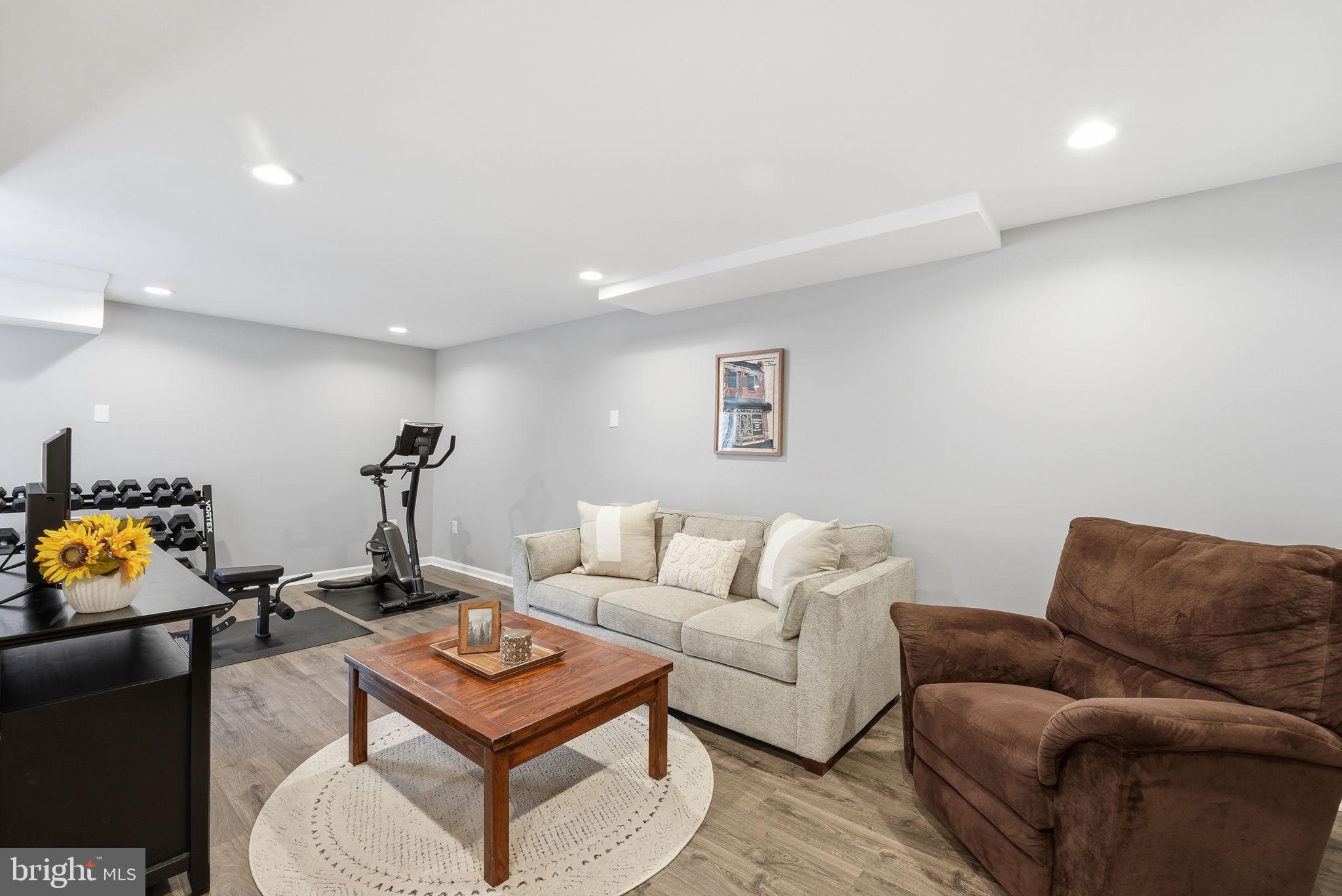 PARKSIDE ESTATES - Residential