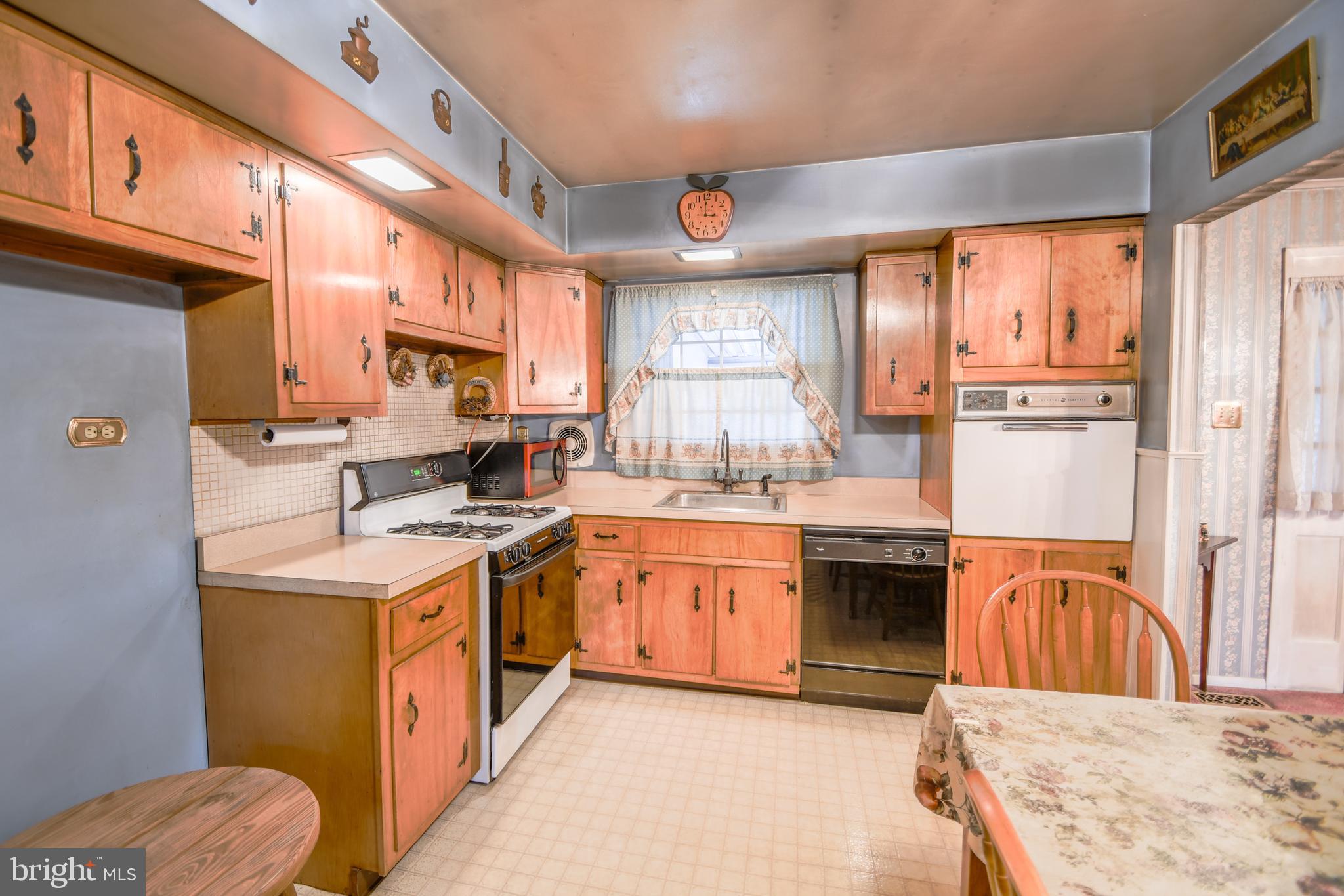 BRITTANY FARMS - Residential