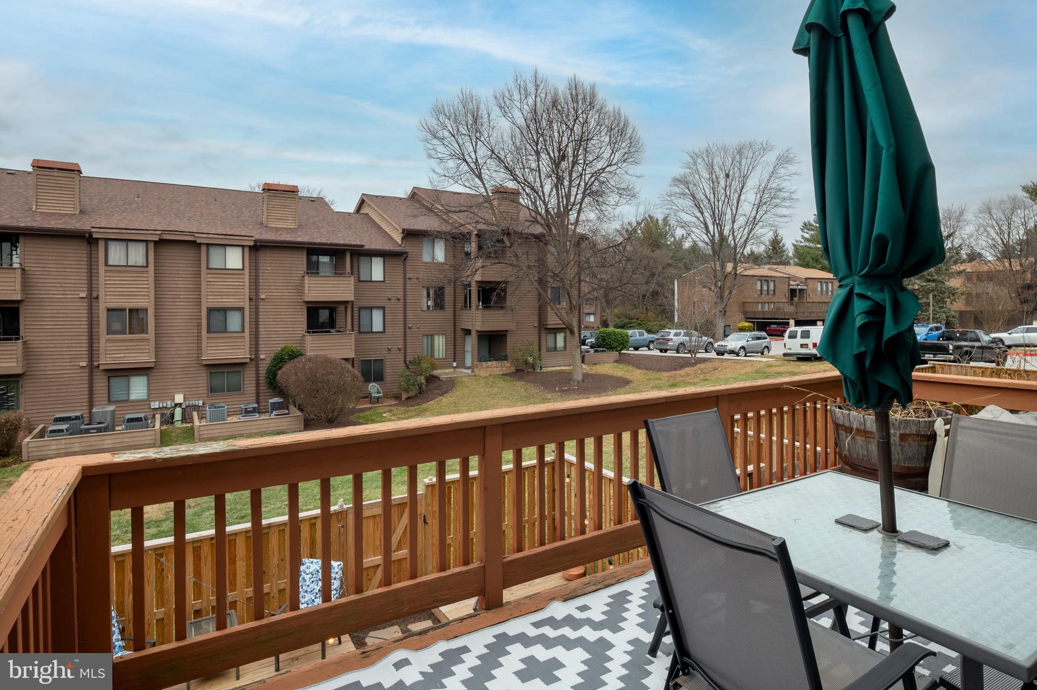 TOWN CENTER - Residential