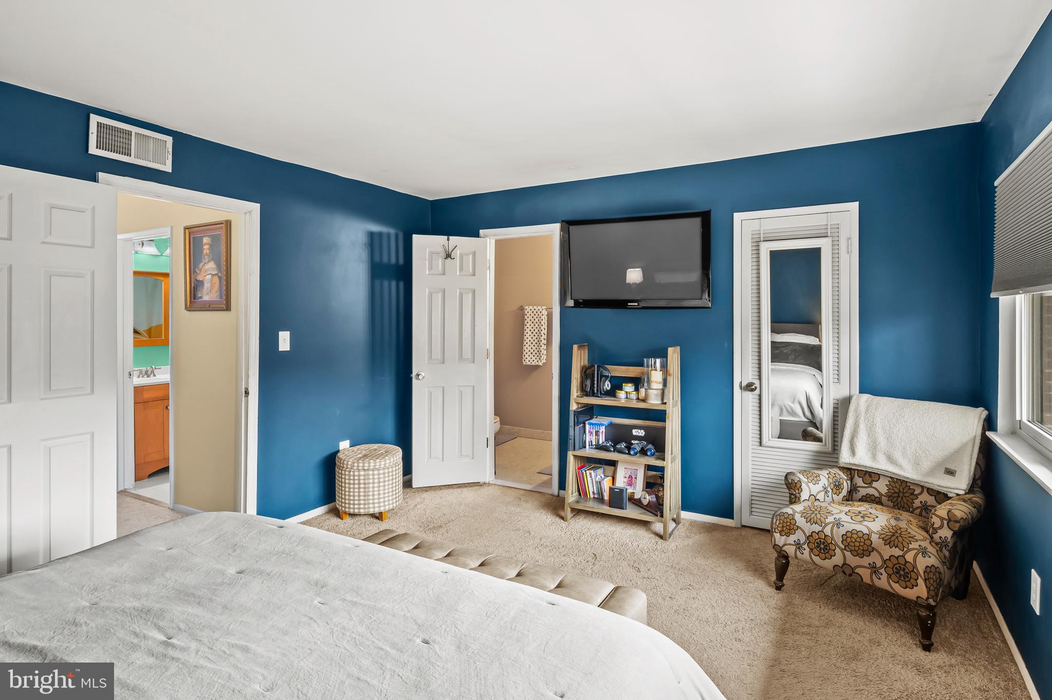 TOWN CENTER - Residential