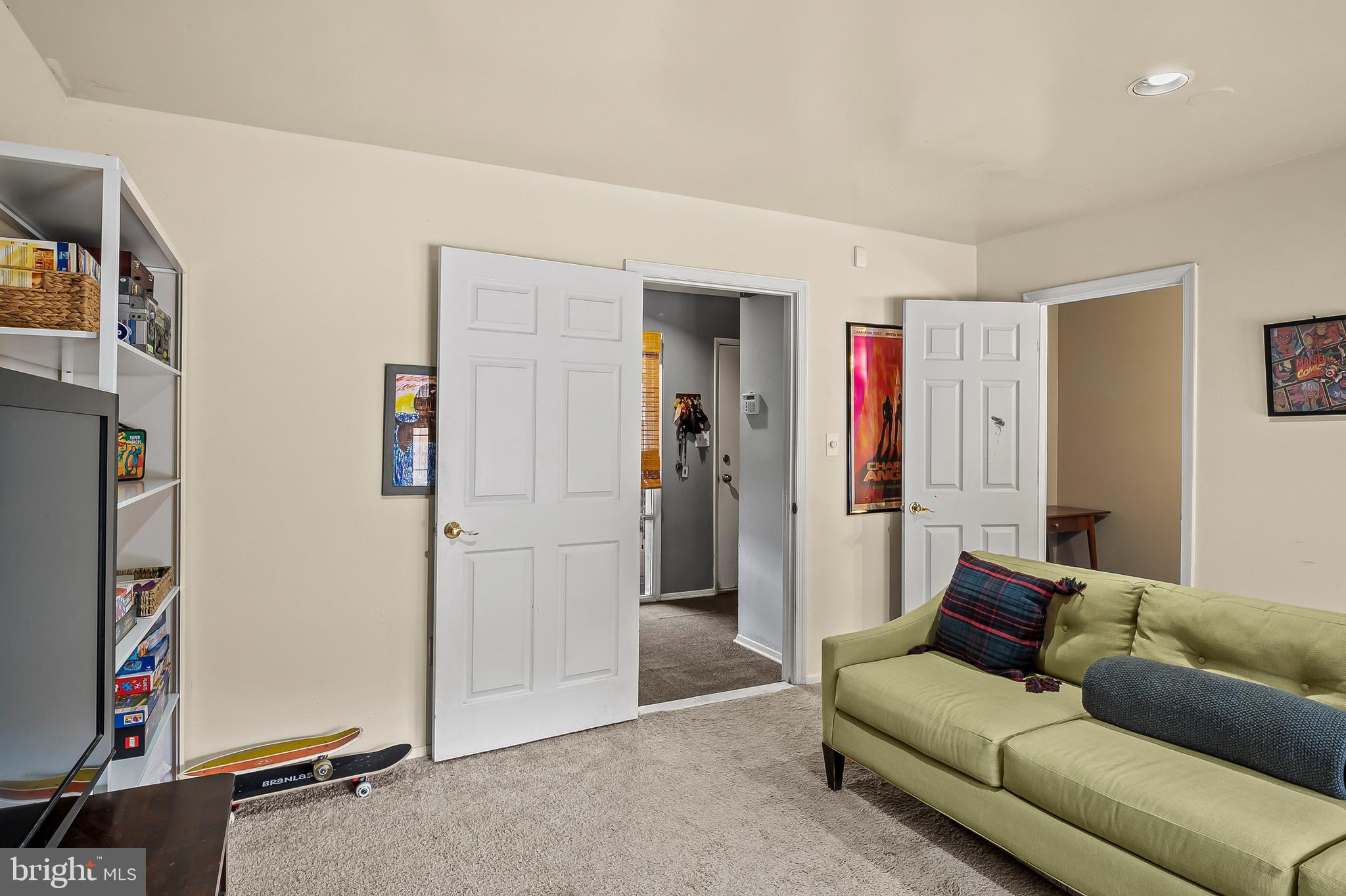 TOWN CENTER - Residential