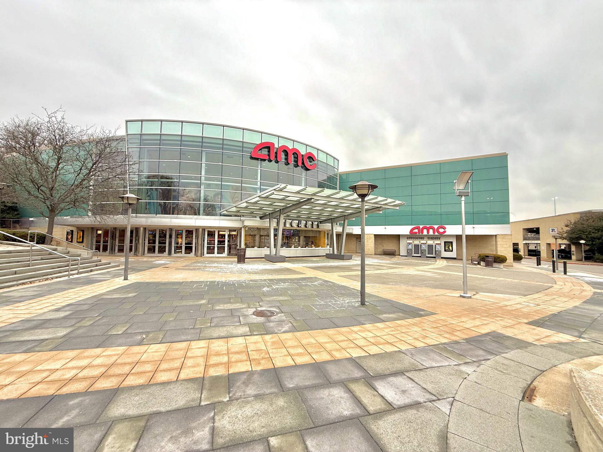 TOWN CENTER - Residential