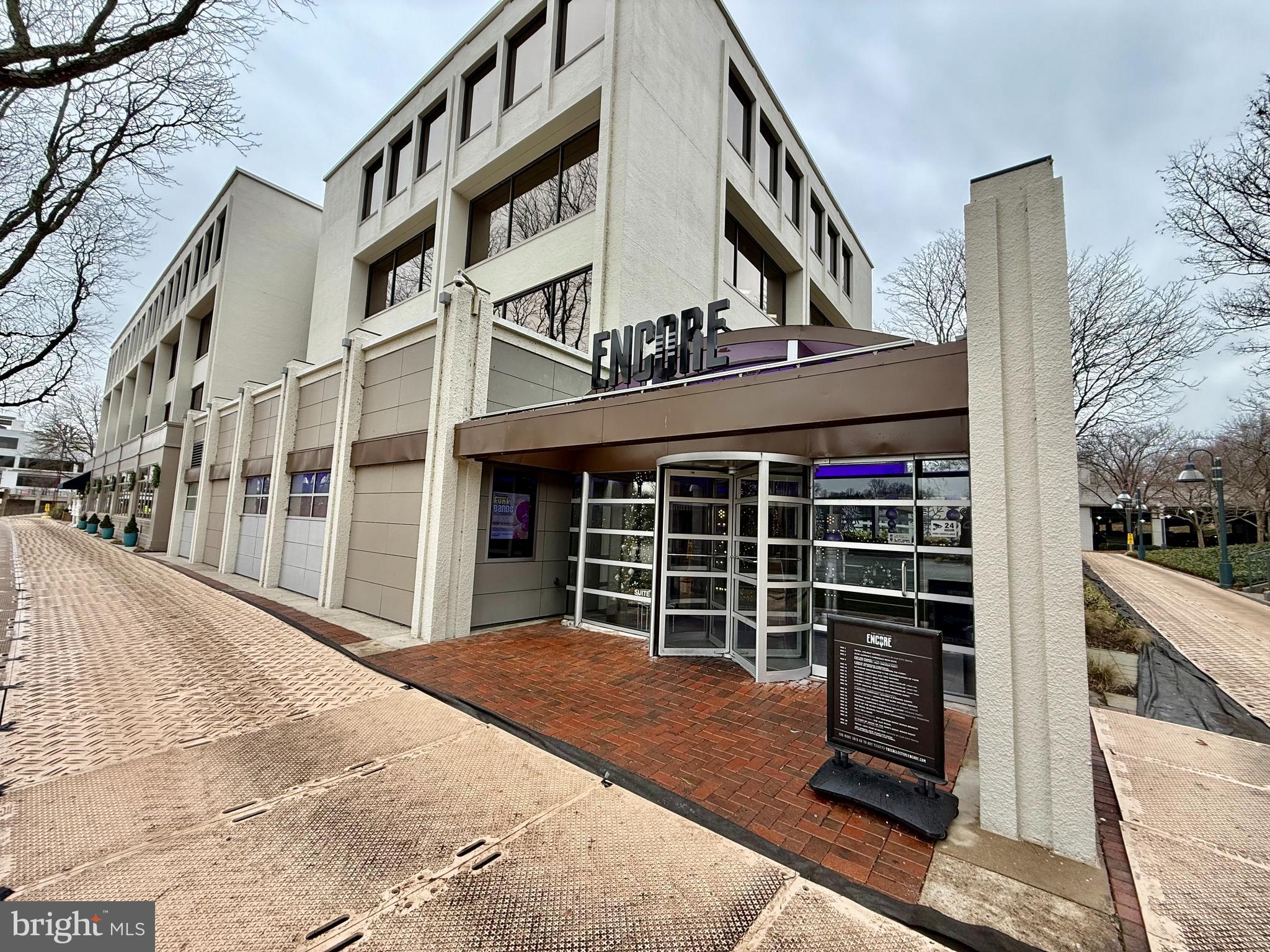 TOWN CENTER - Residential