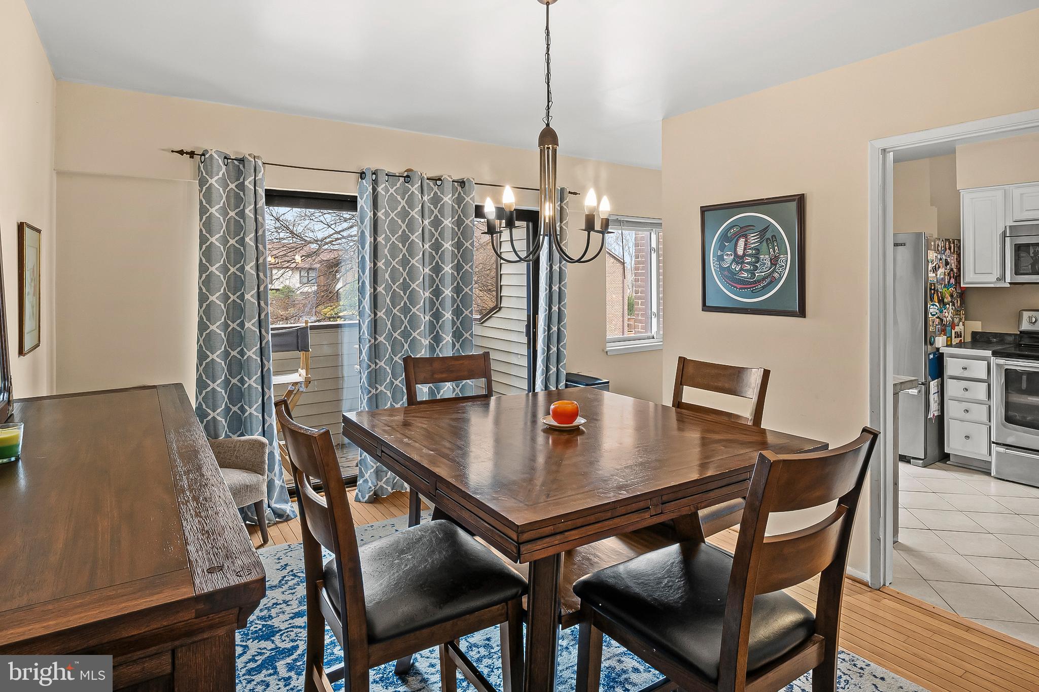 TOWN CENTER - Residential