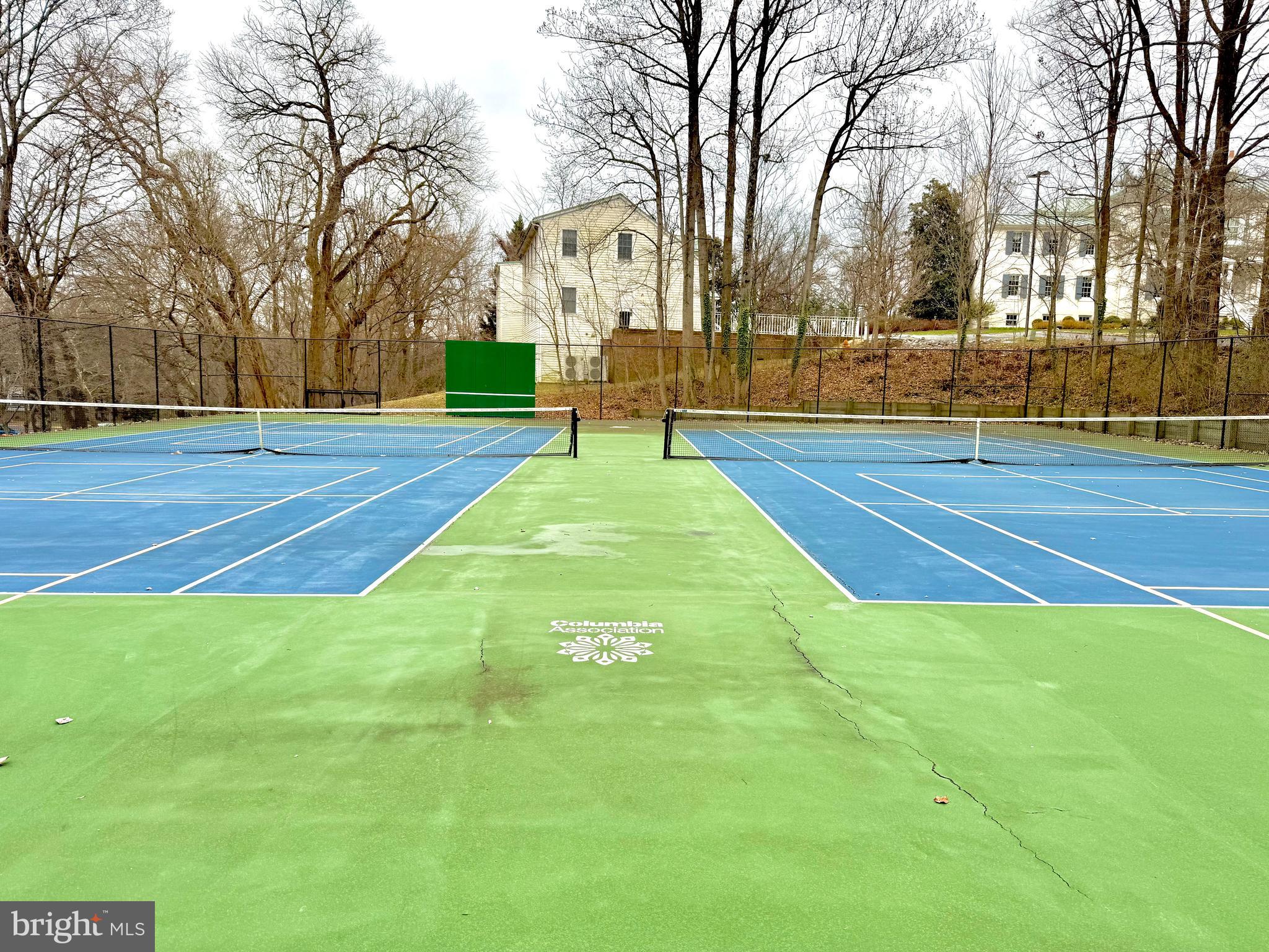 TOWN CENTER - Residential