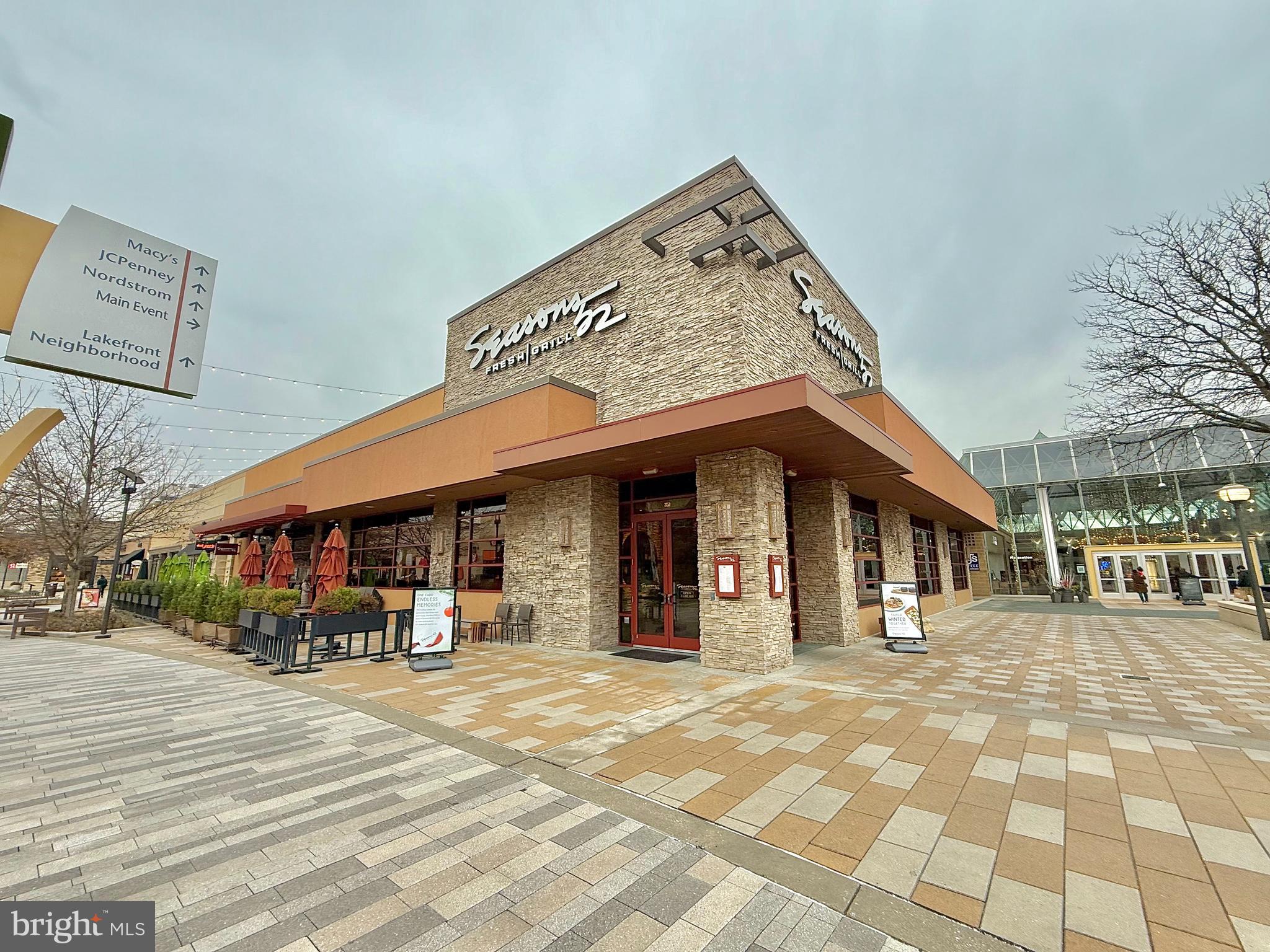 TOWN CENTER - Residential