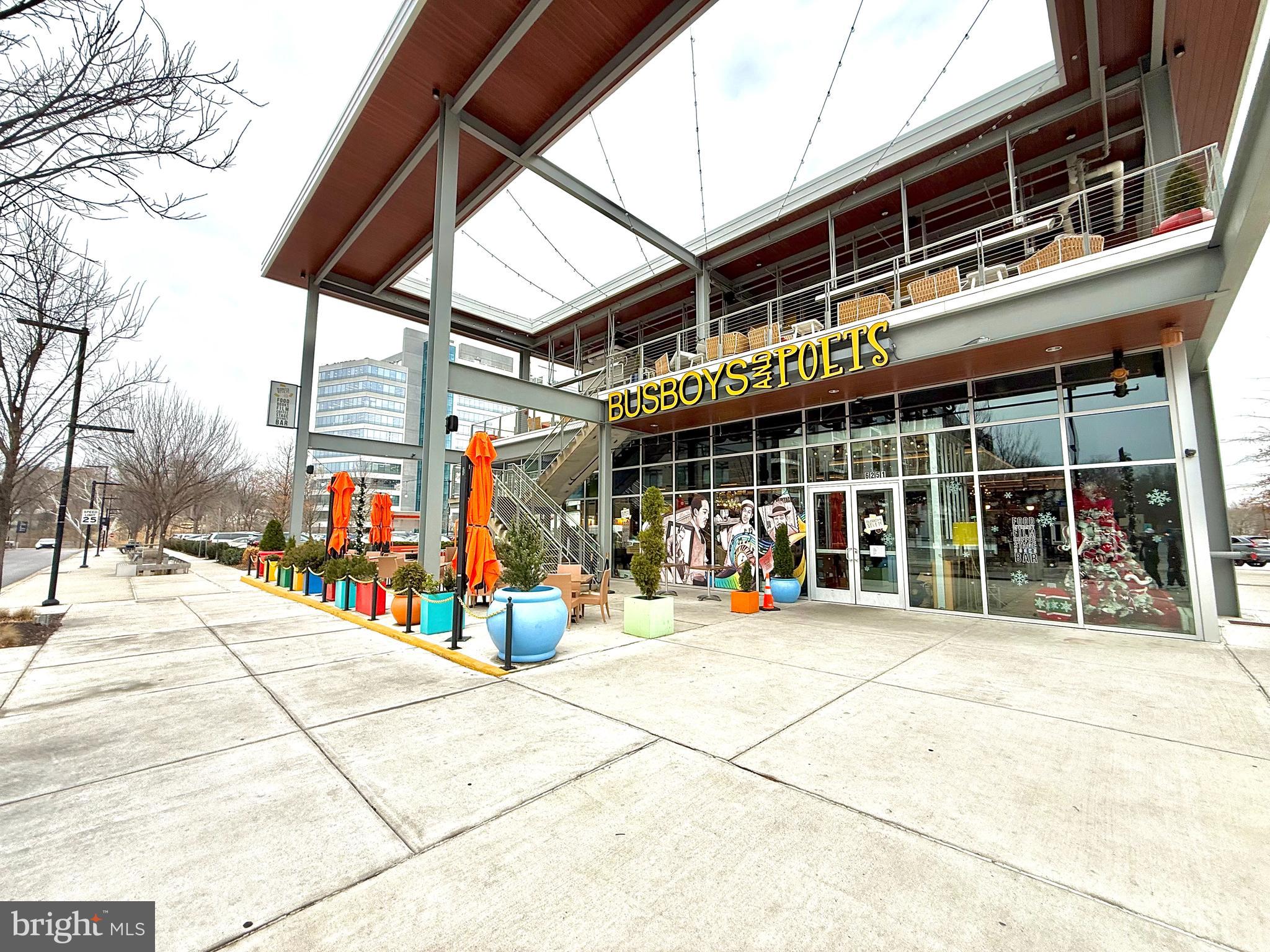 TOWN CENTER - Residential