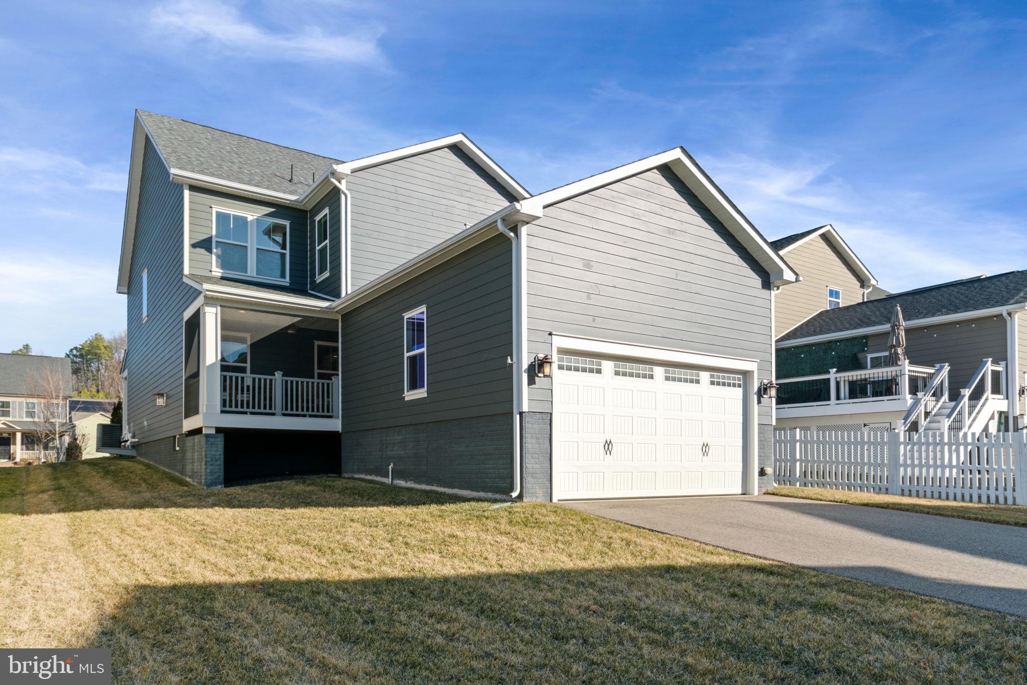 POTOMAC SHORES - Residential