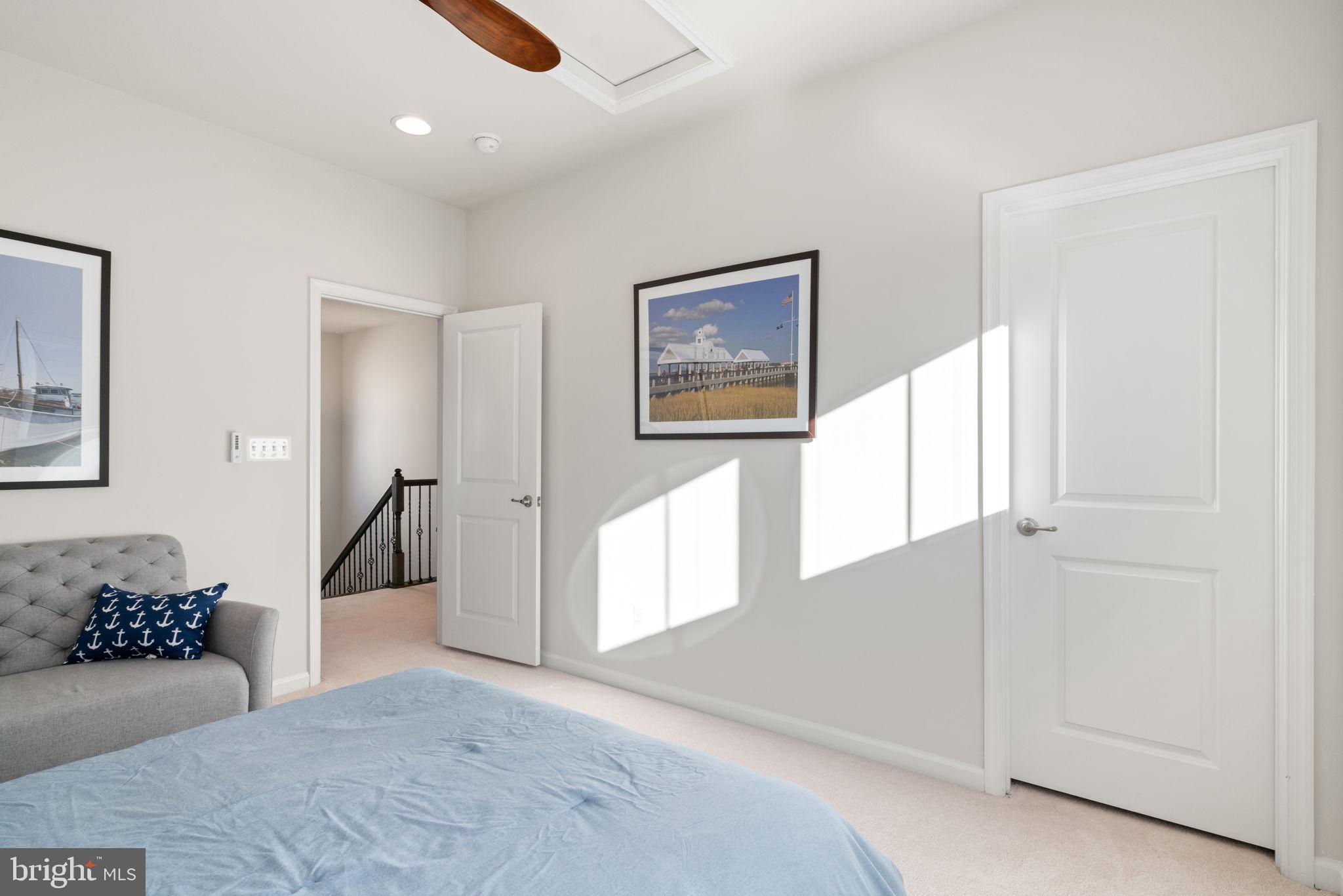 POTOMAC SHORES - Residential