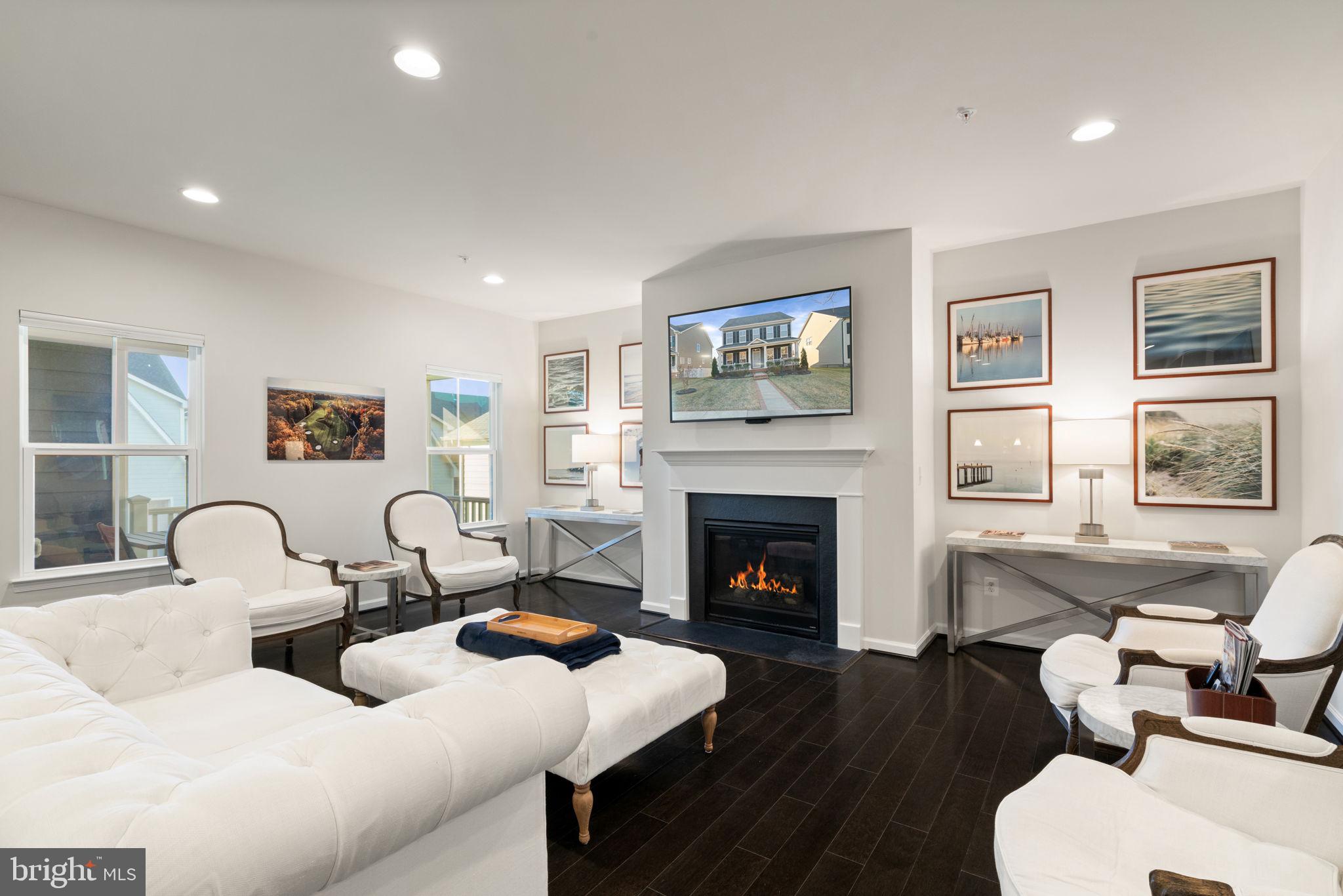 POTOMAC SHORES - Residential