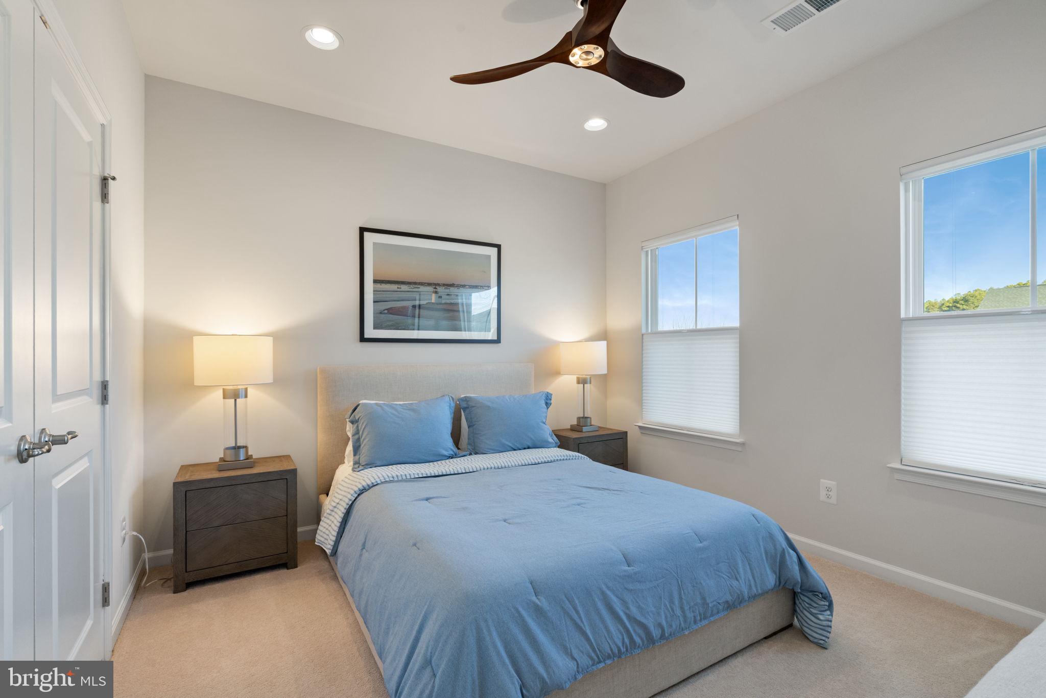 POTOMAC SHORES - Residential