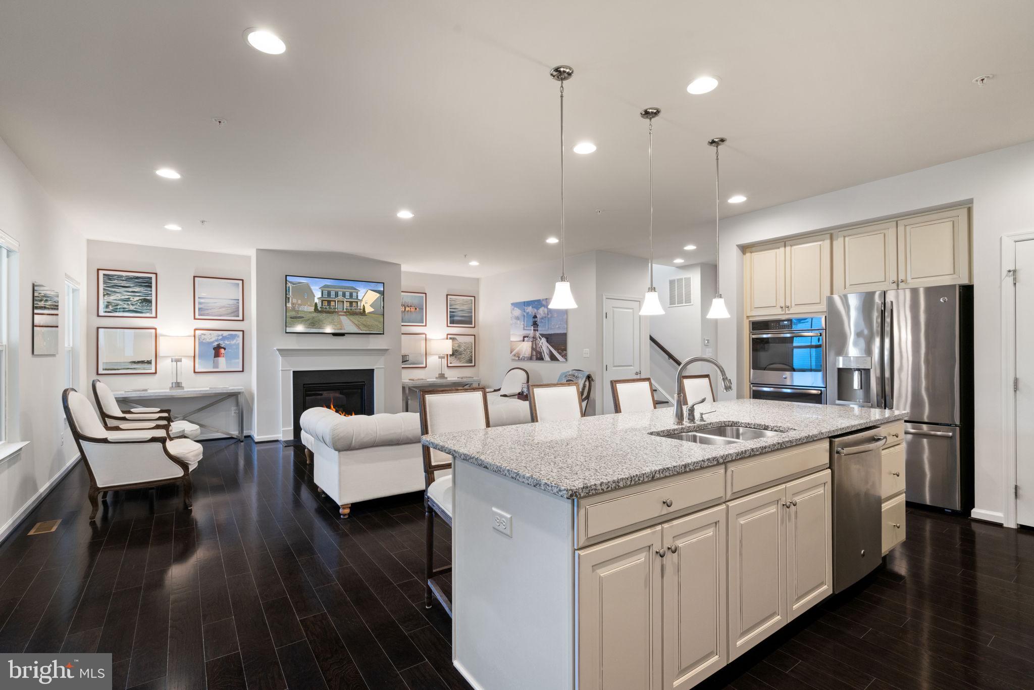 POTOMAC SHORES - Residential