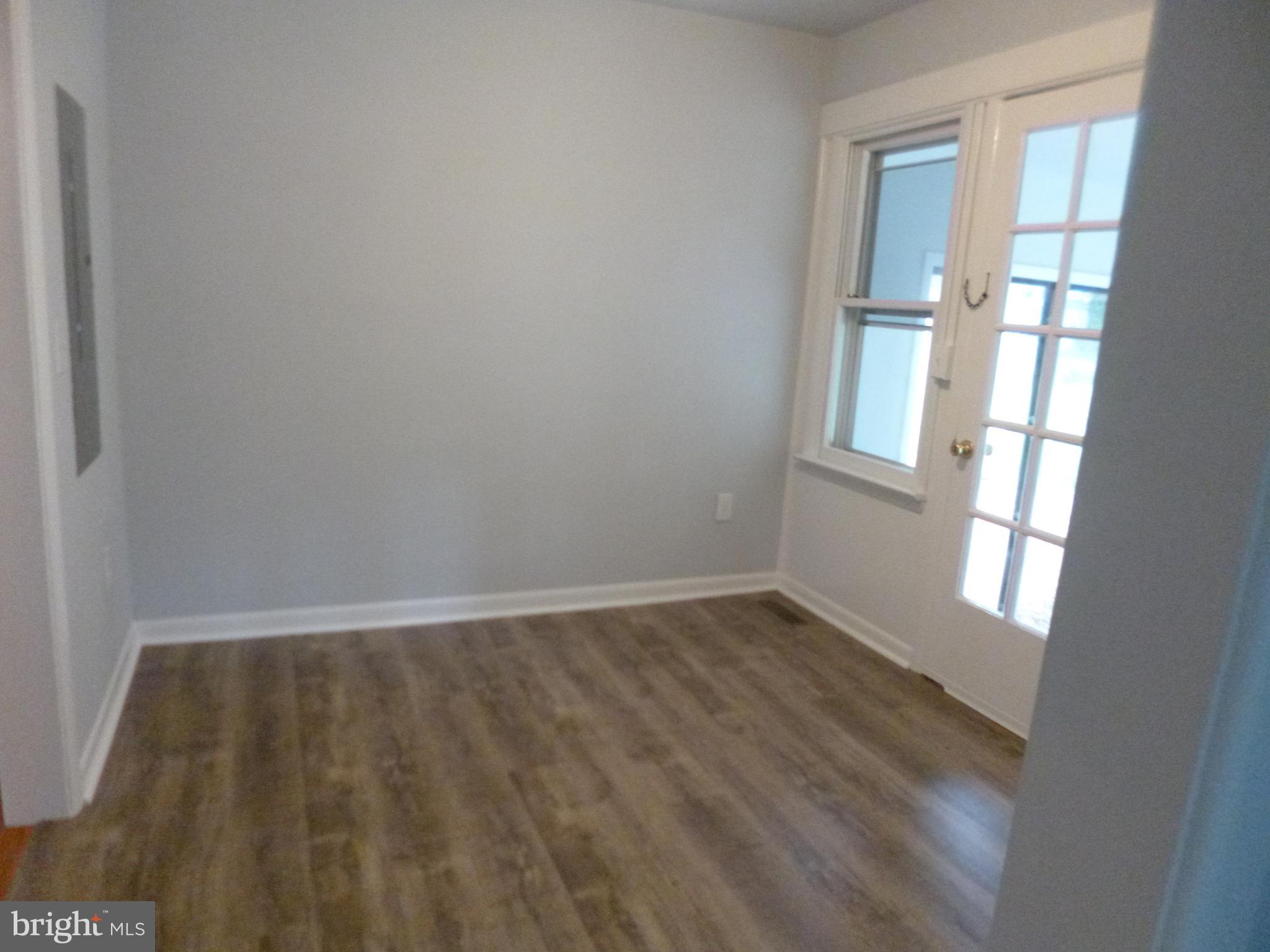 JACKSON PARK - Residential Lease