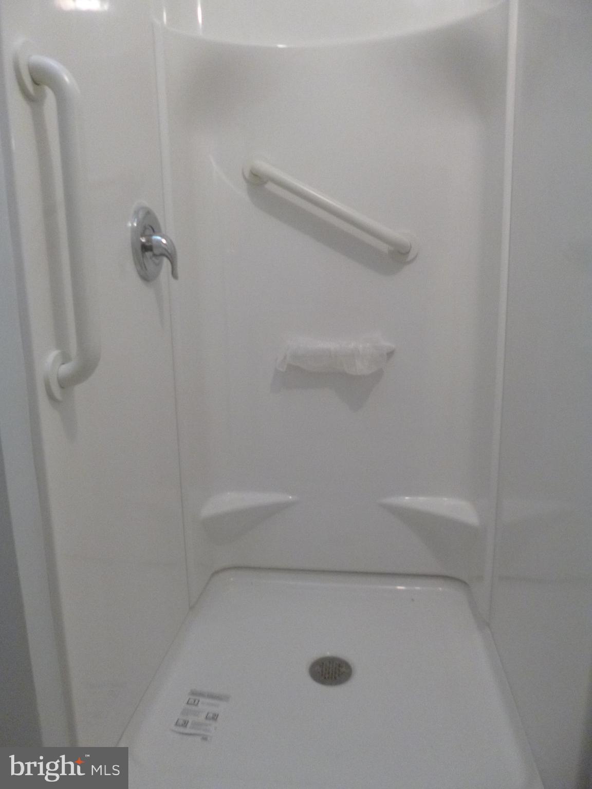 JACKSON PARK - Residential Lease