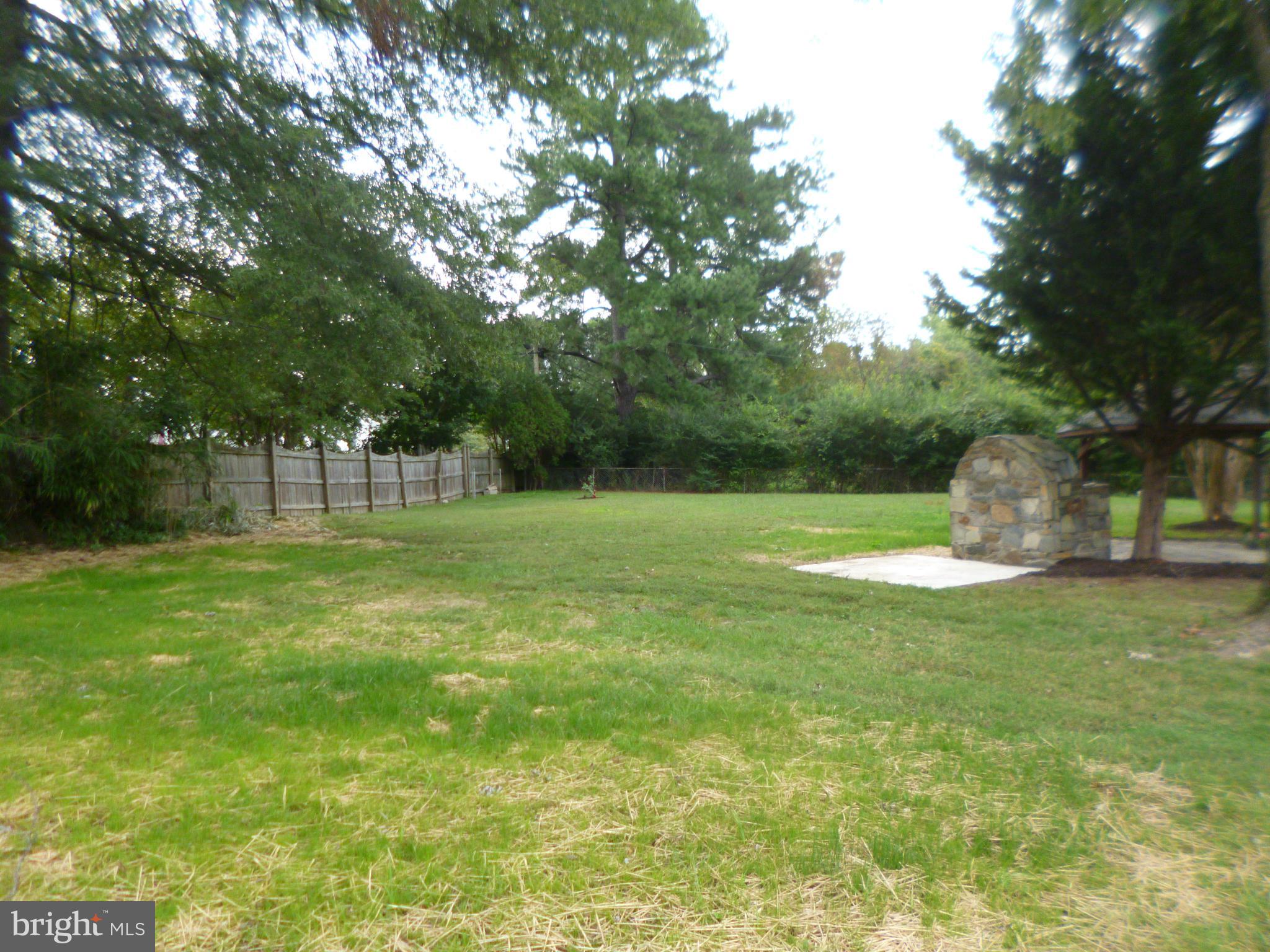 JACKSON PARK - Residential Lease