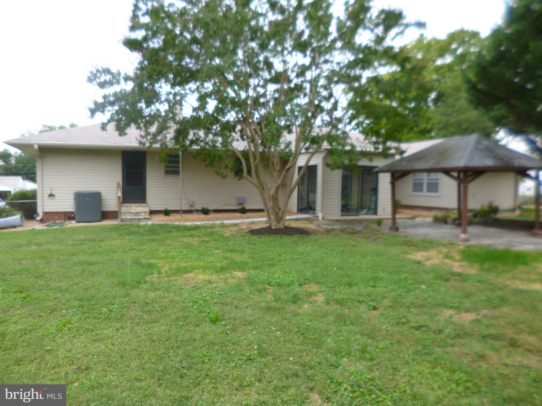 JACKSON PARK - Residential Lease