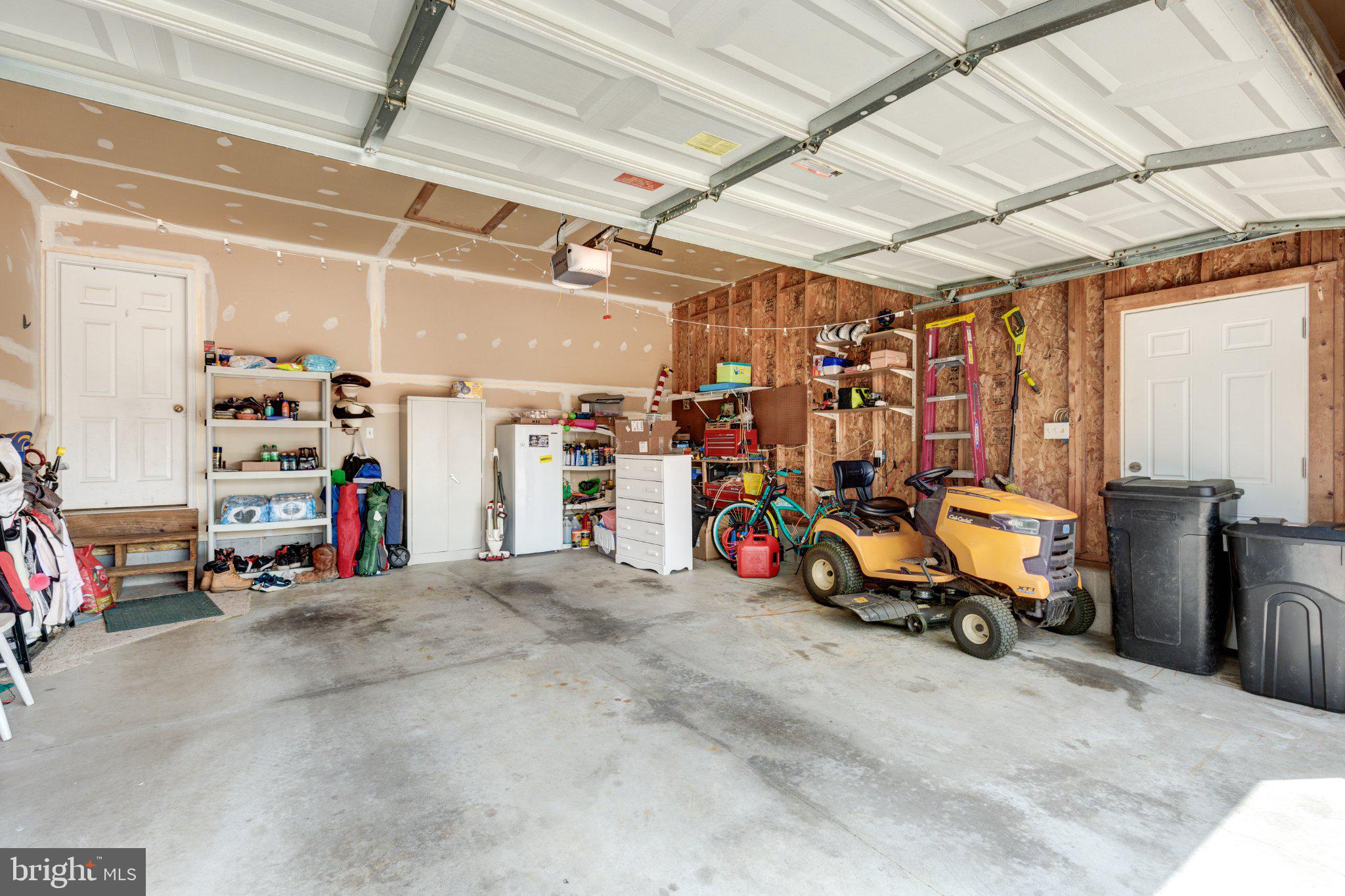 MEADOWVIEW - Residential