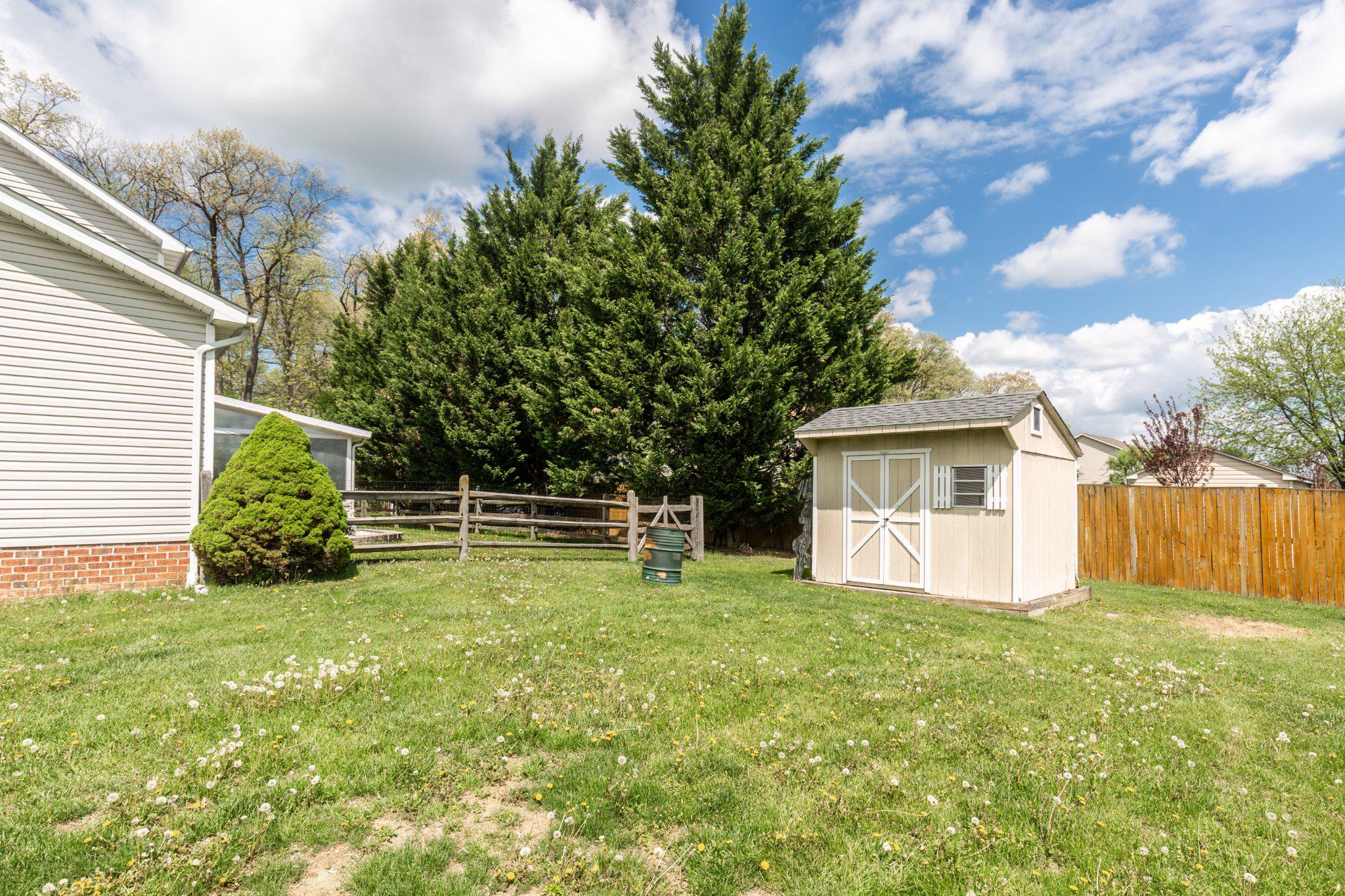 MEADOWVIEW - Residential