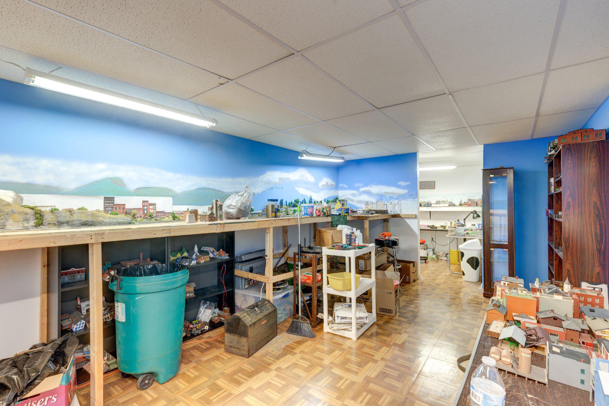 MEADOWVIEW - Residential