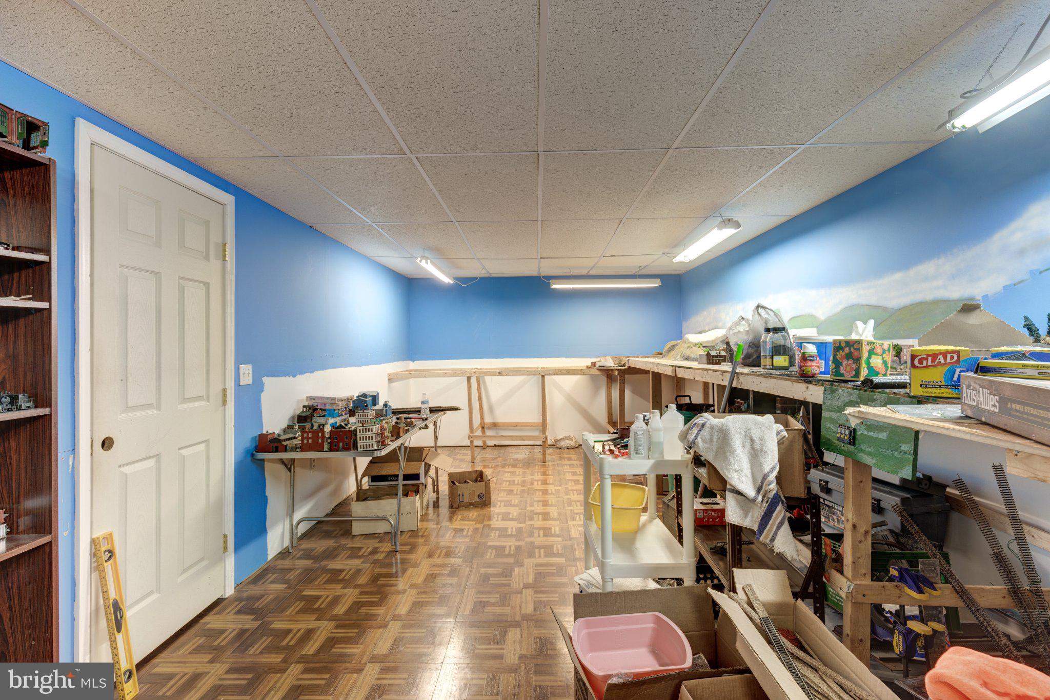 MEADOWVIEW - Residential