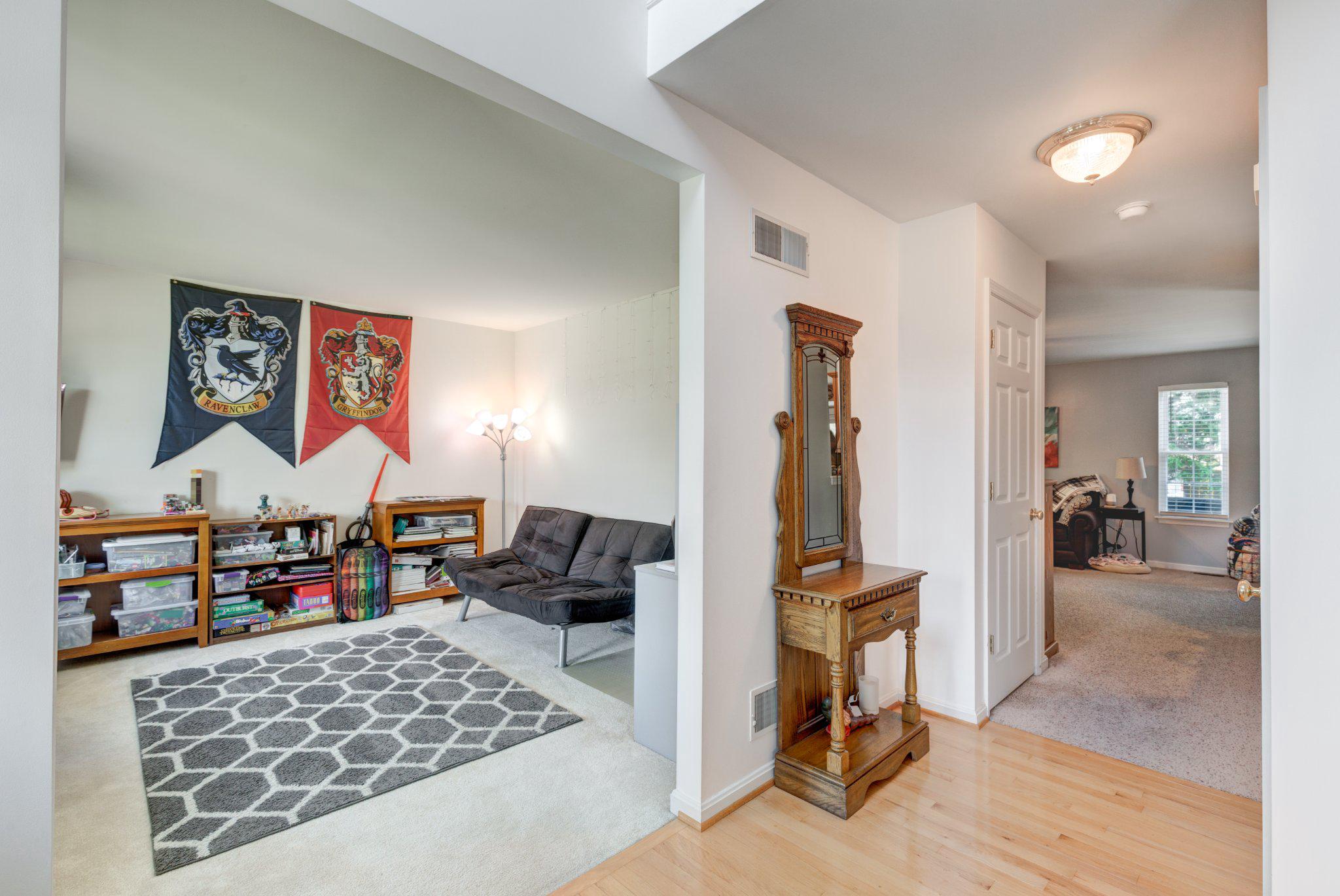 MEADOWVIEW - Residential