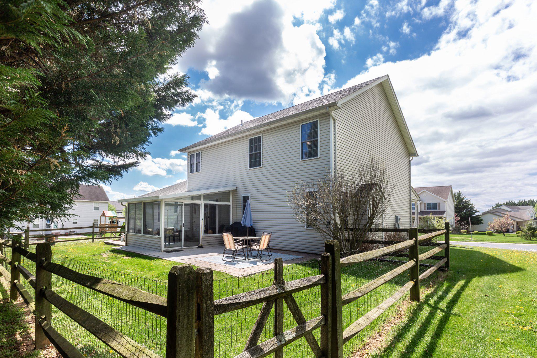 MEADOWVIEW - Residential