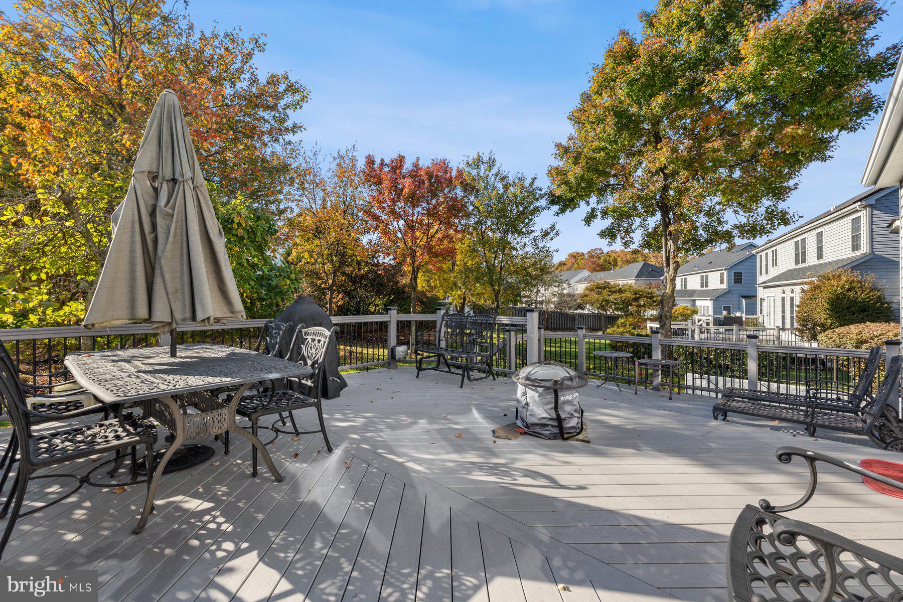 CHAPEL GROVE - Residential